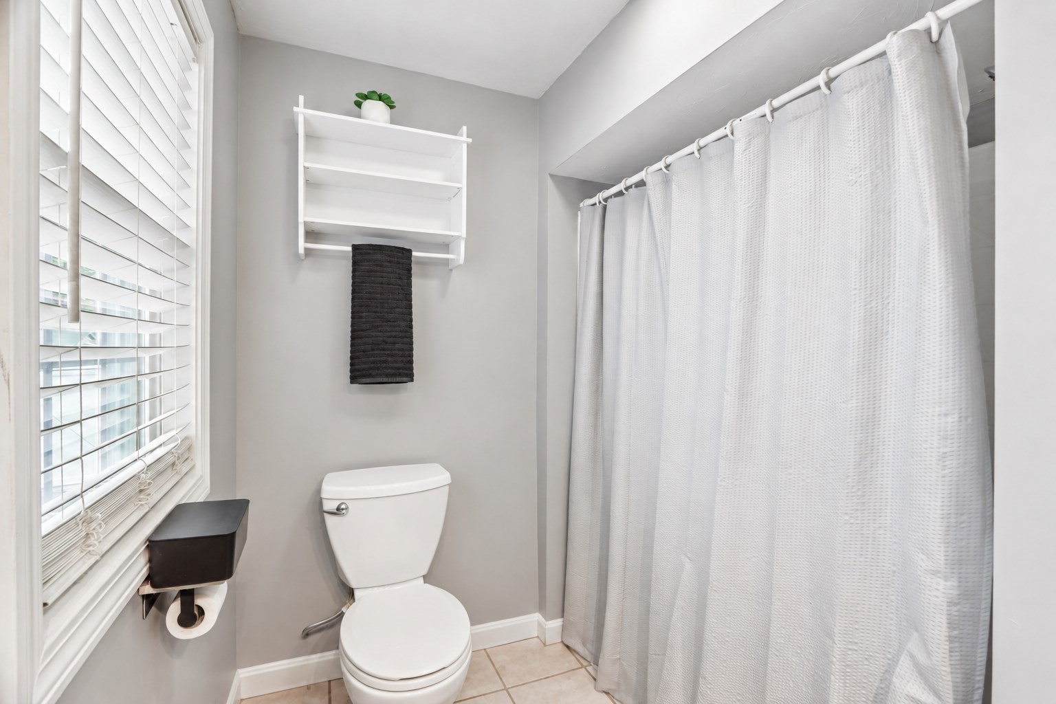 281 Washington St Property Photo 11
