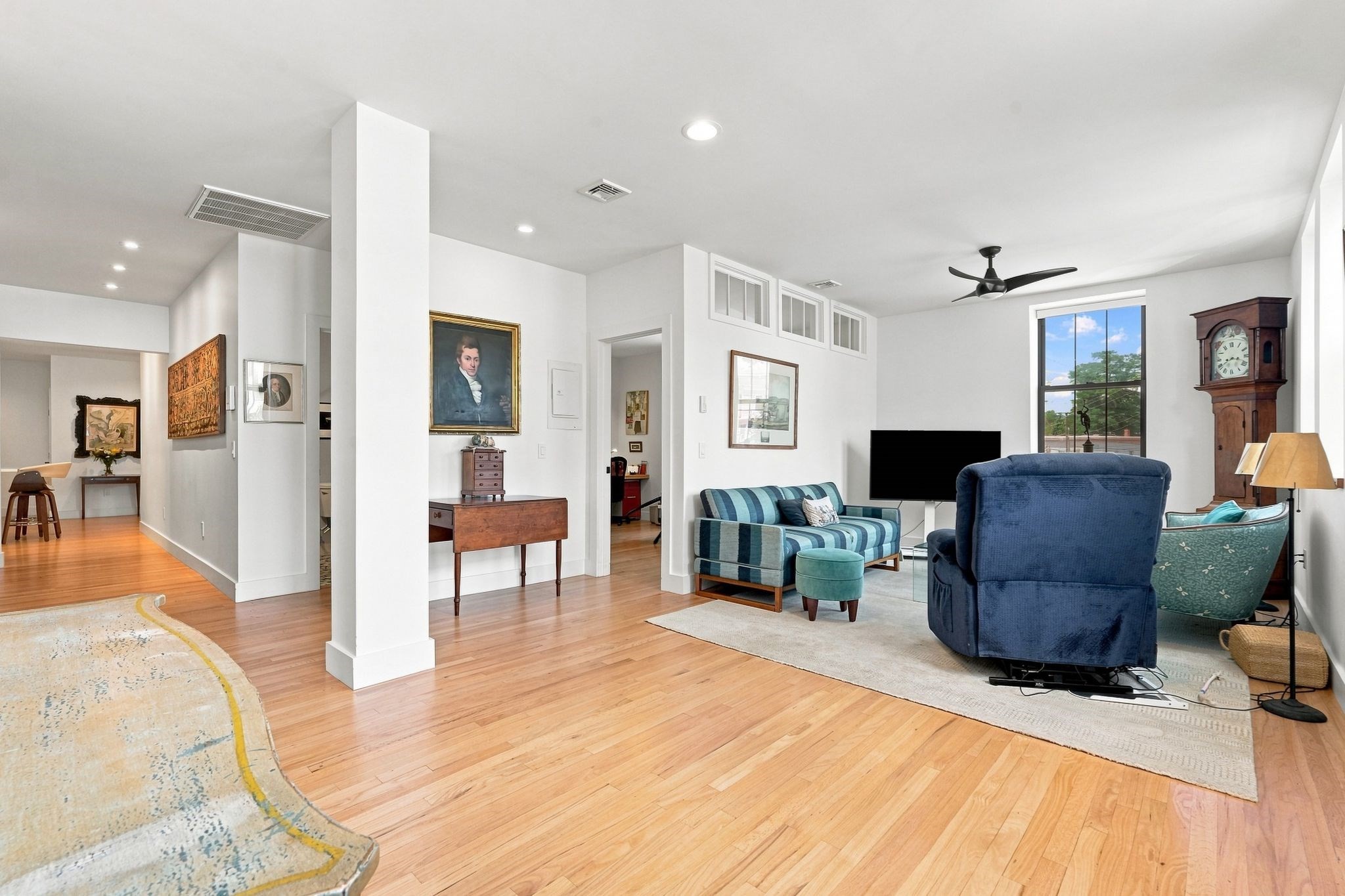 17 Hawley St. # 201 Property Photo 14