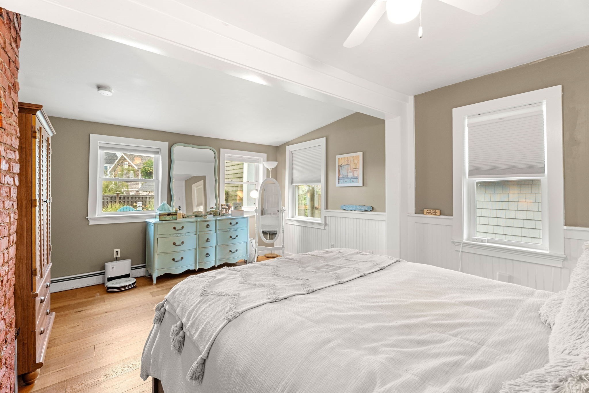 11 69th Street Property Photo 25