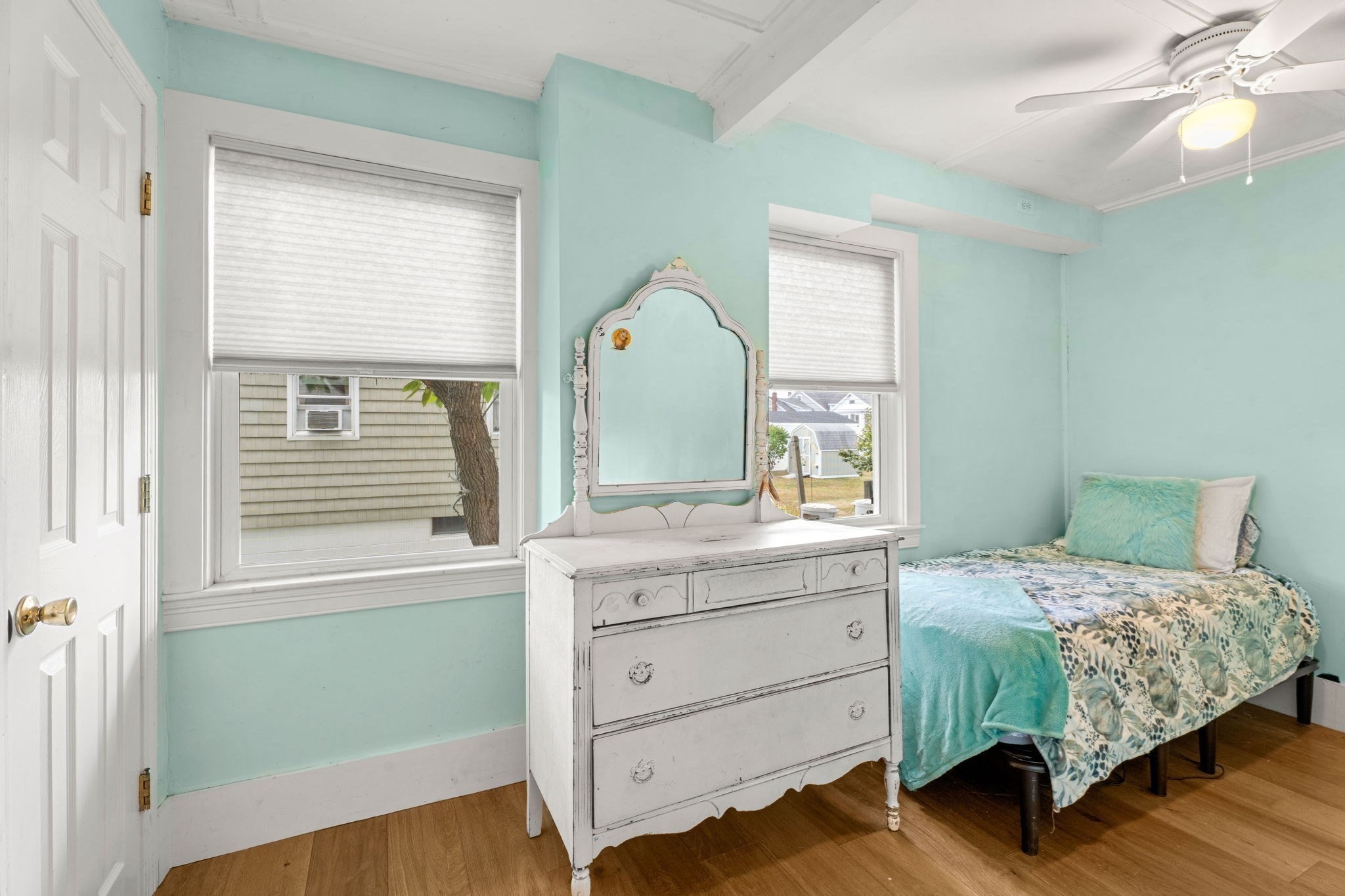 11 69th Street Property Photo 27