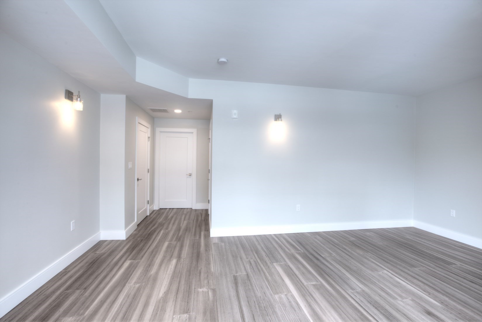 27 Jefferson St. # U204 Property Photo 6
