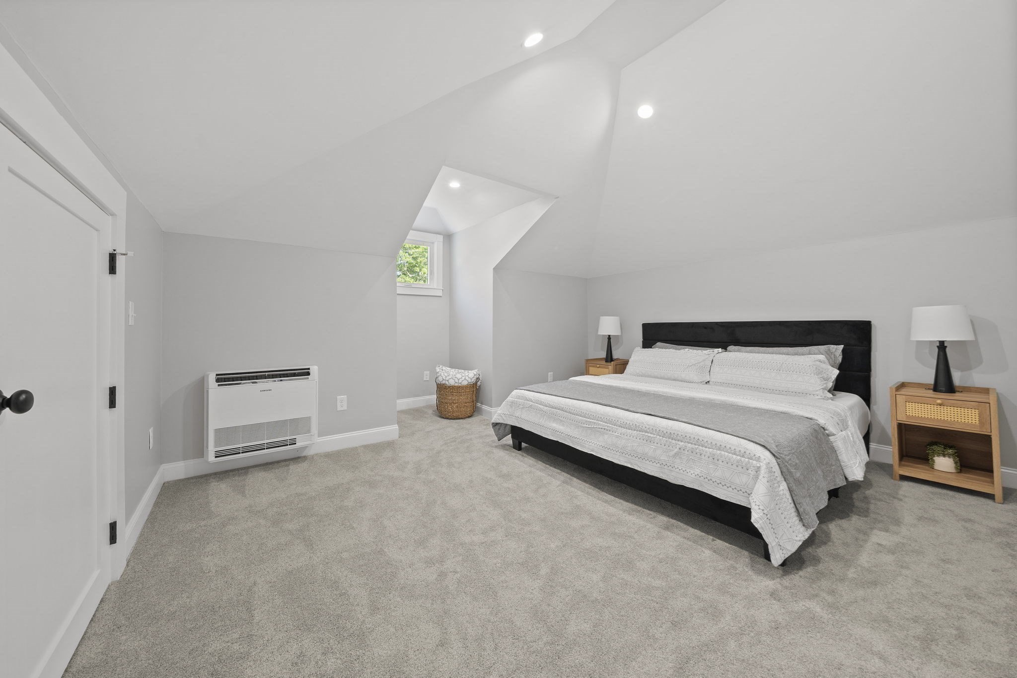 4 Marconi Lane Property Photo 21
