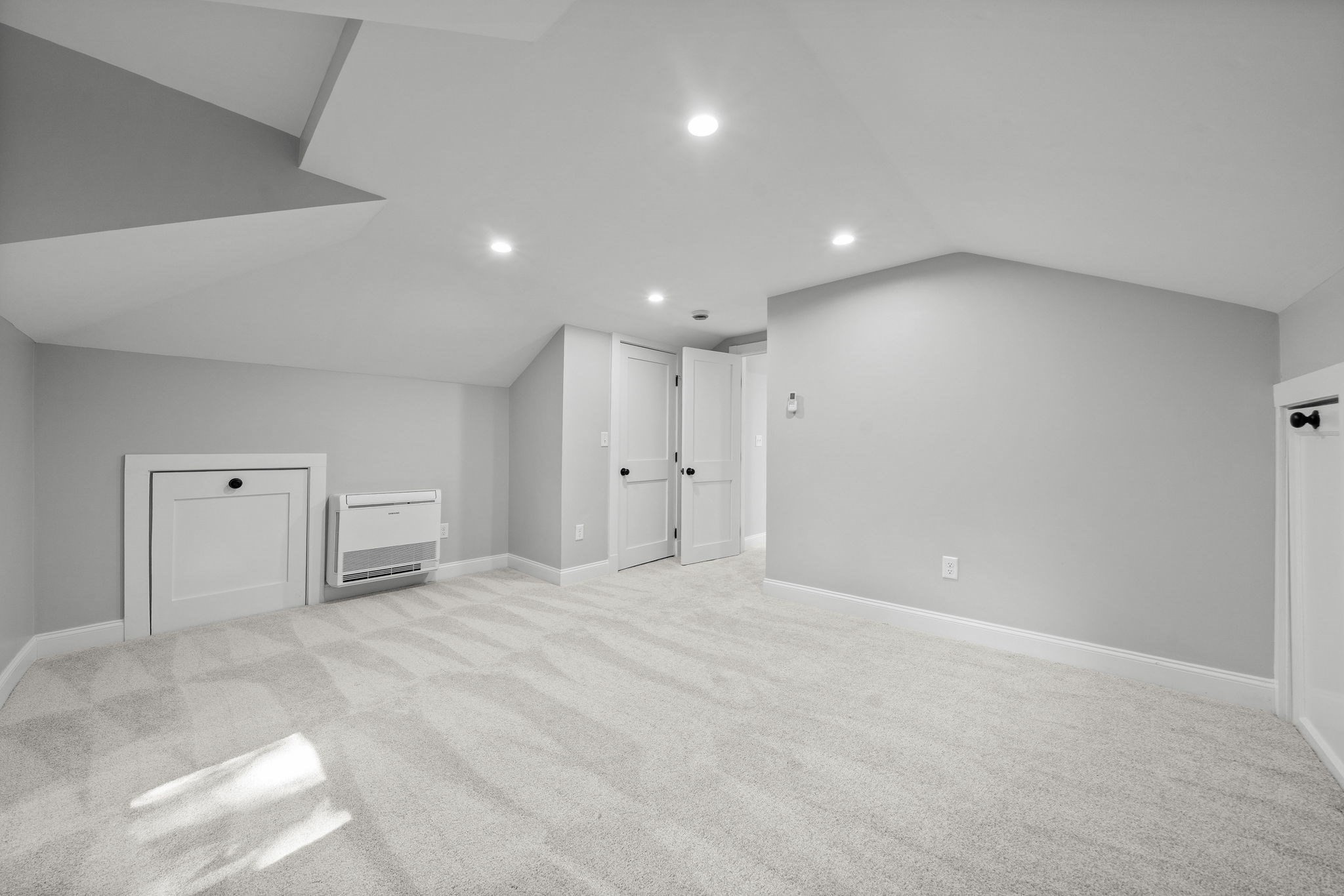4 Marconi Lane Property Photo 26