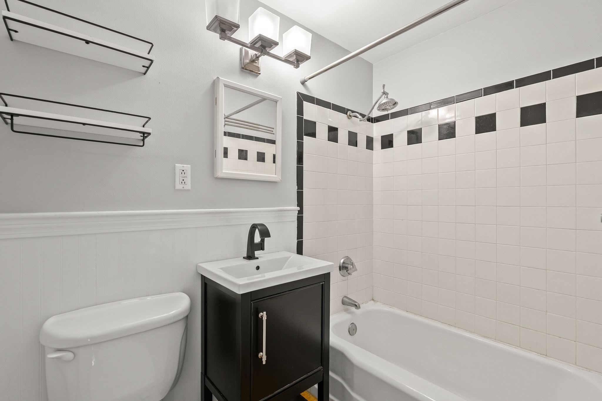 16-18 Walk Hill Street # 7 Property Photo 21