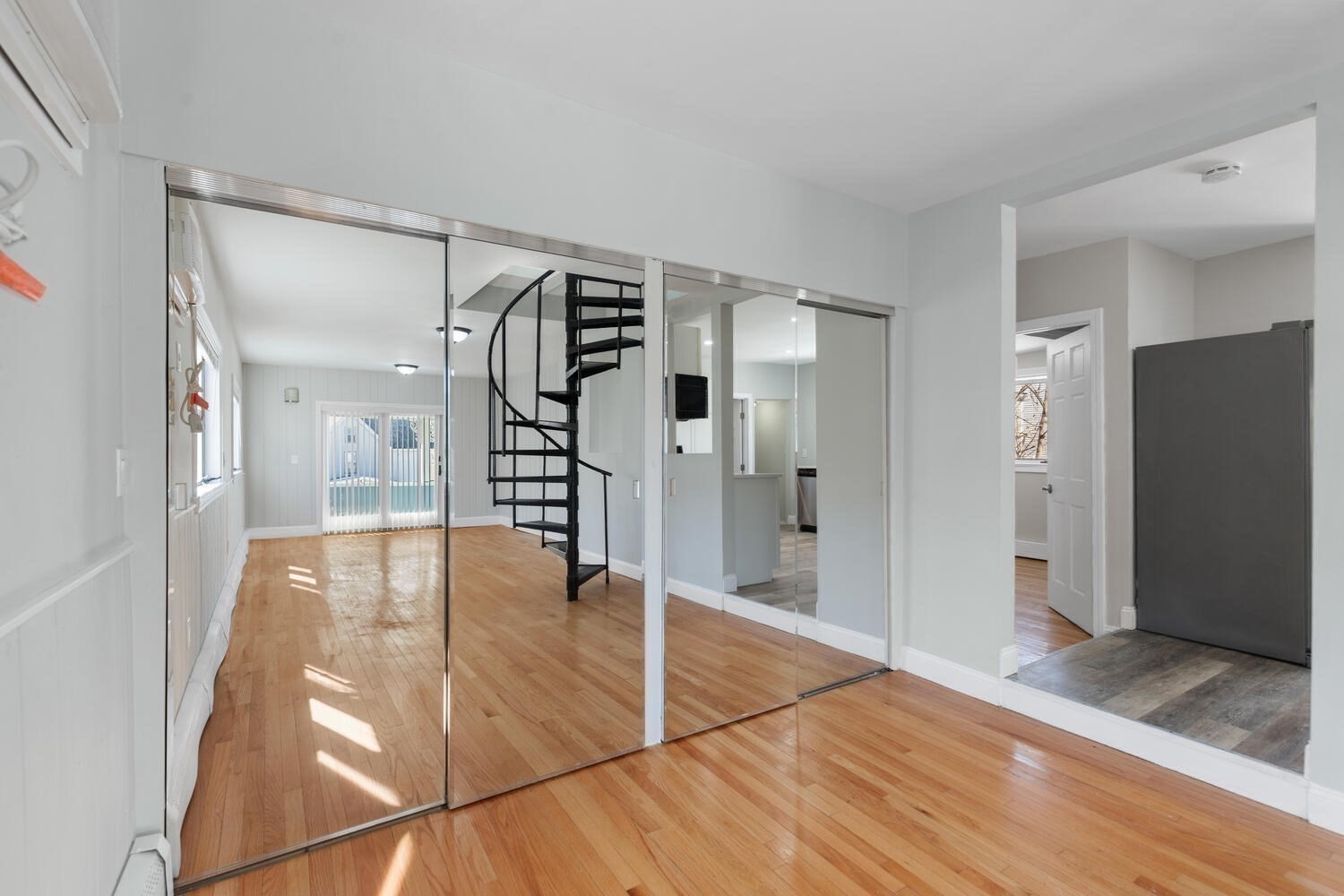7 Hawthorn # 2 Property Photo 7