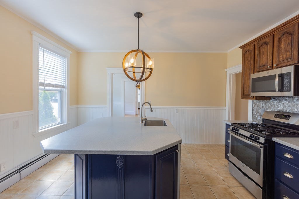 375 Lafayette St # 1 Property Photo 14