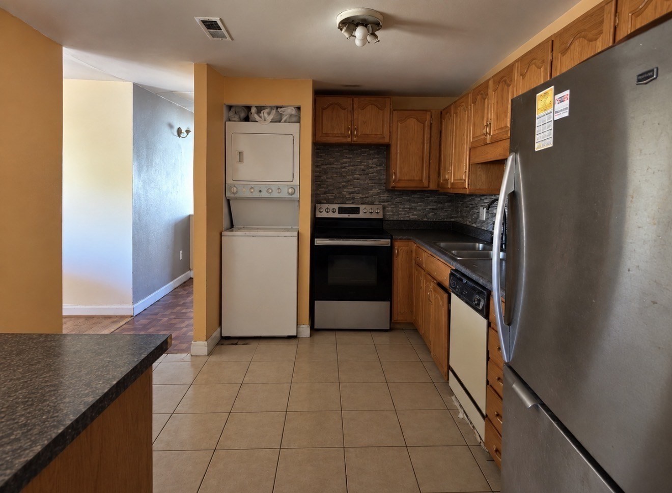 221 Oak Street # 21 Property Photo 5