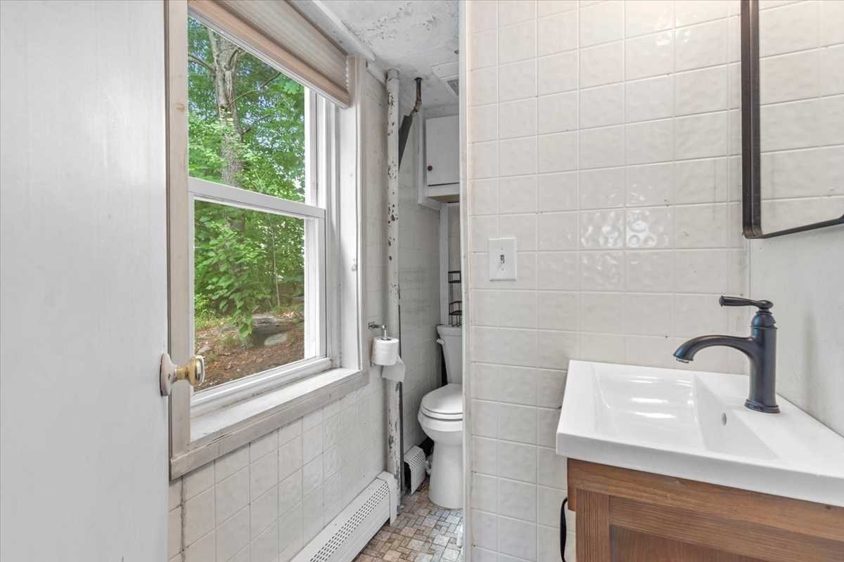 543-547 Quinapoxet Street Property Photo 37