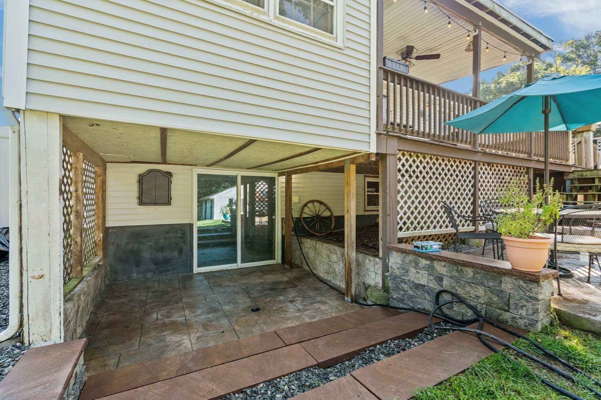 77 Quequechan Rd Property Photo 27