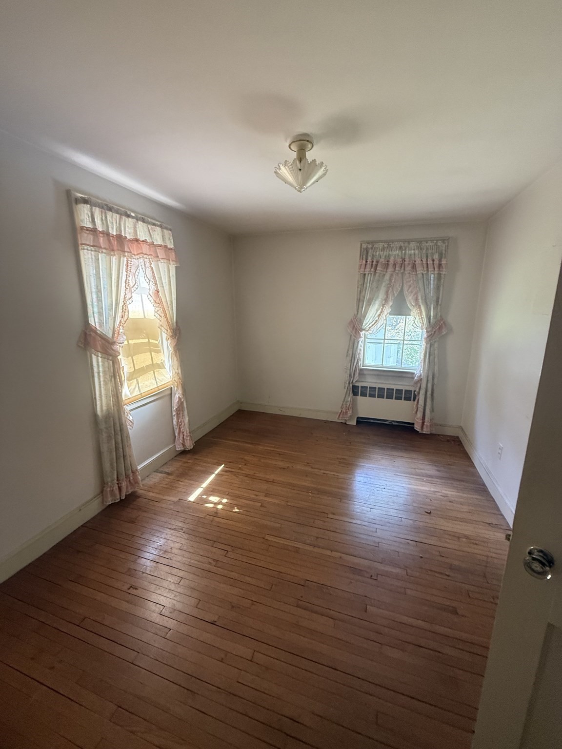 6 Reservoir Park Property Photo 11