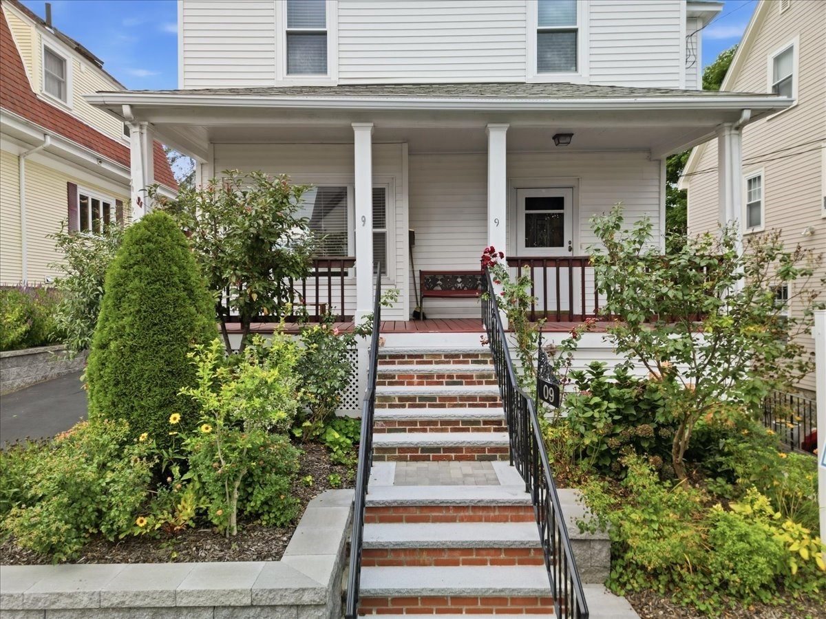 9 Granada Ave Property Photo 2
