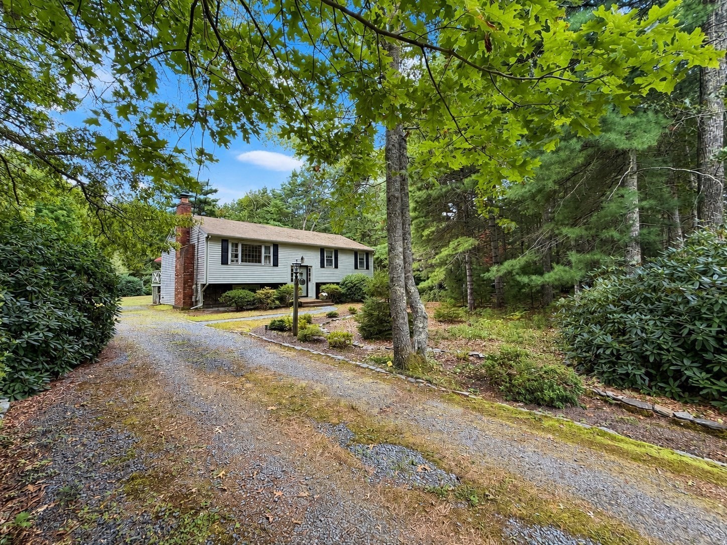 120 Halfway Pond Rd Property Photo 2