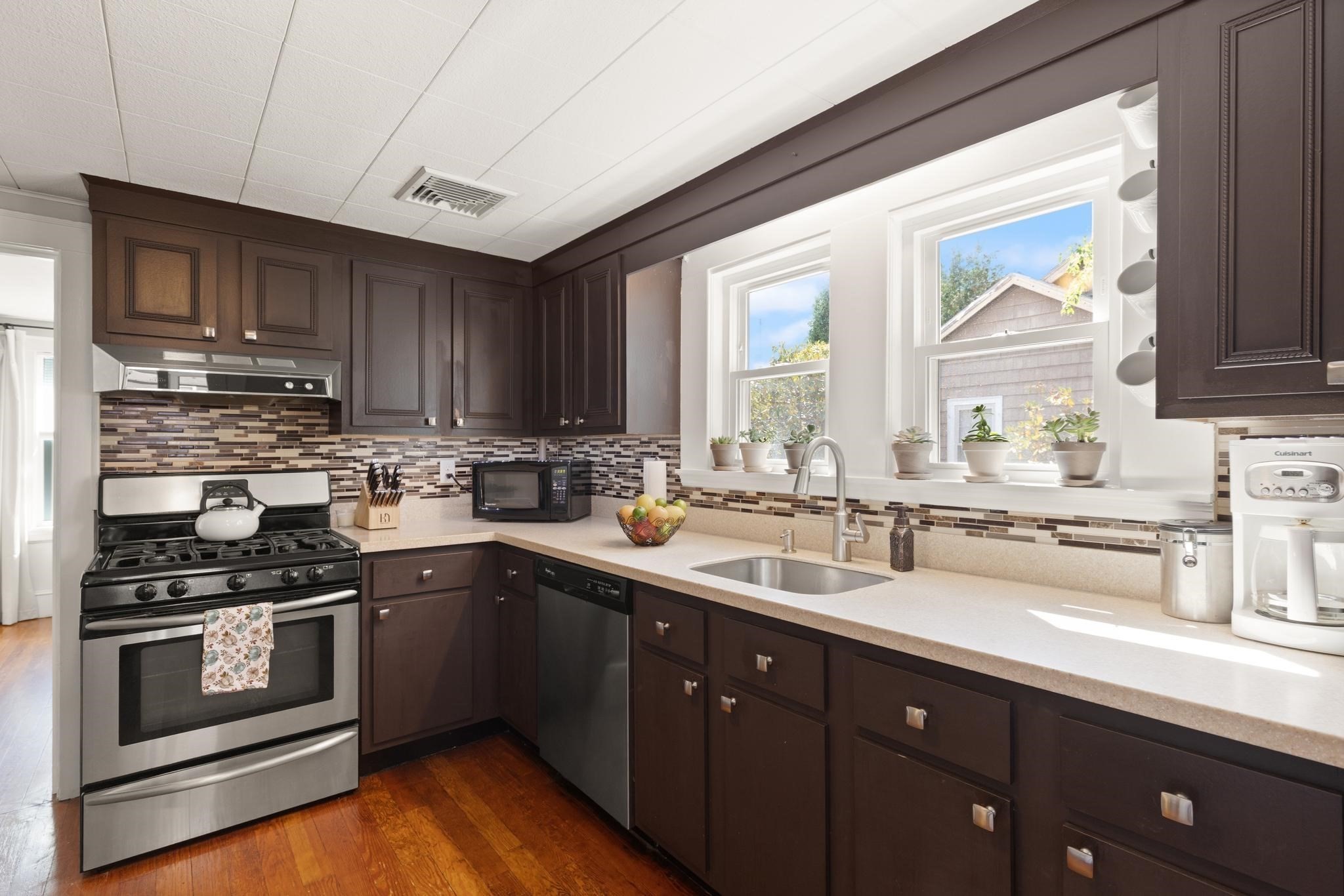 67 Woodard Ave Property Photo 12