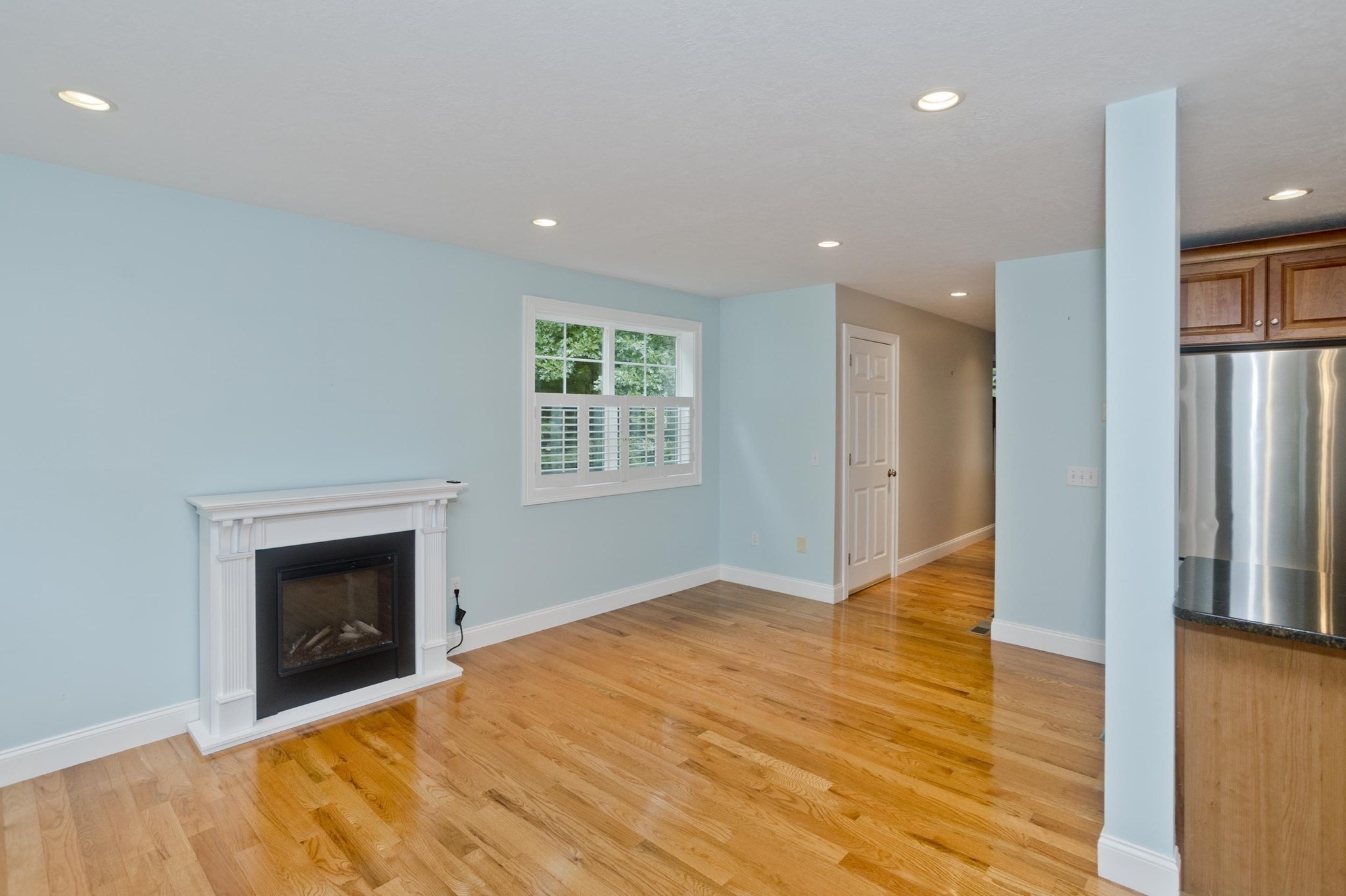330 Haydenvielle Rd # D Property Photo 5