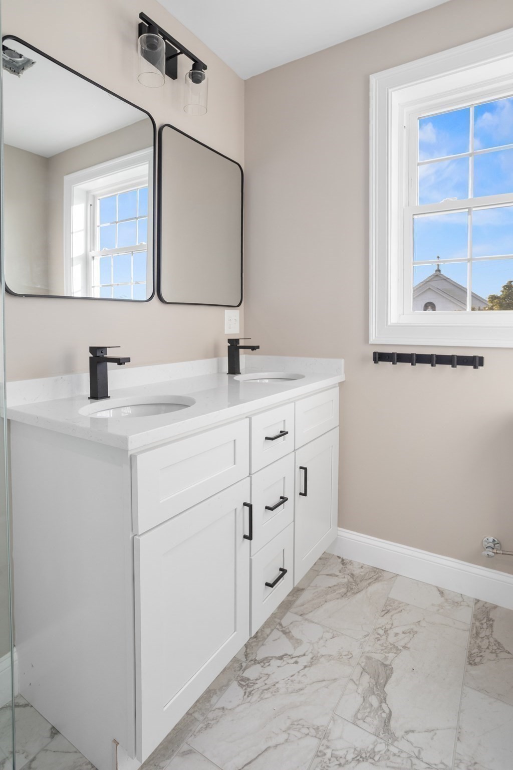 661 Washington Avenue # 1 Property Photo 16