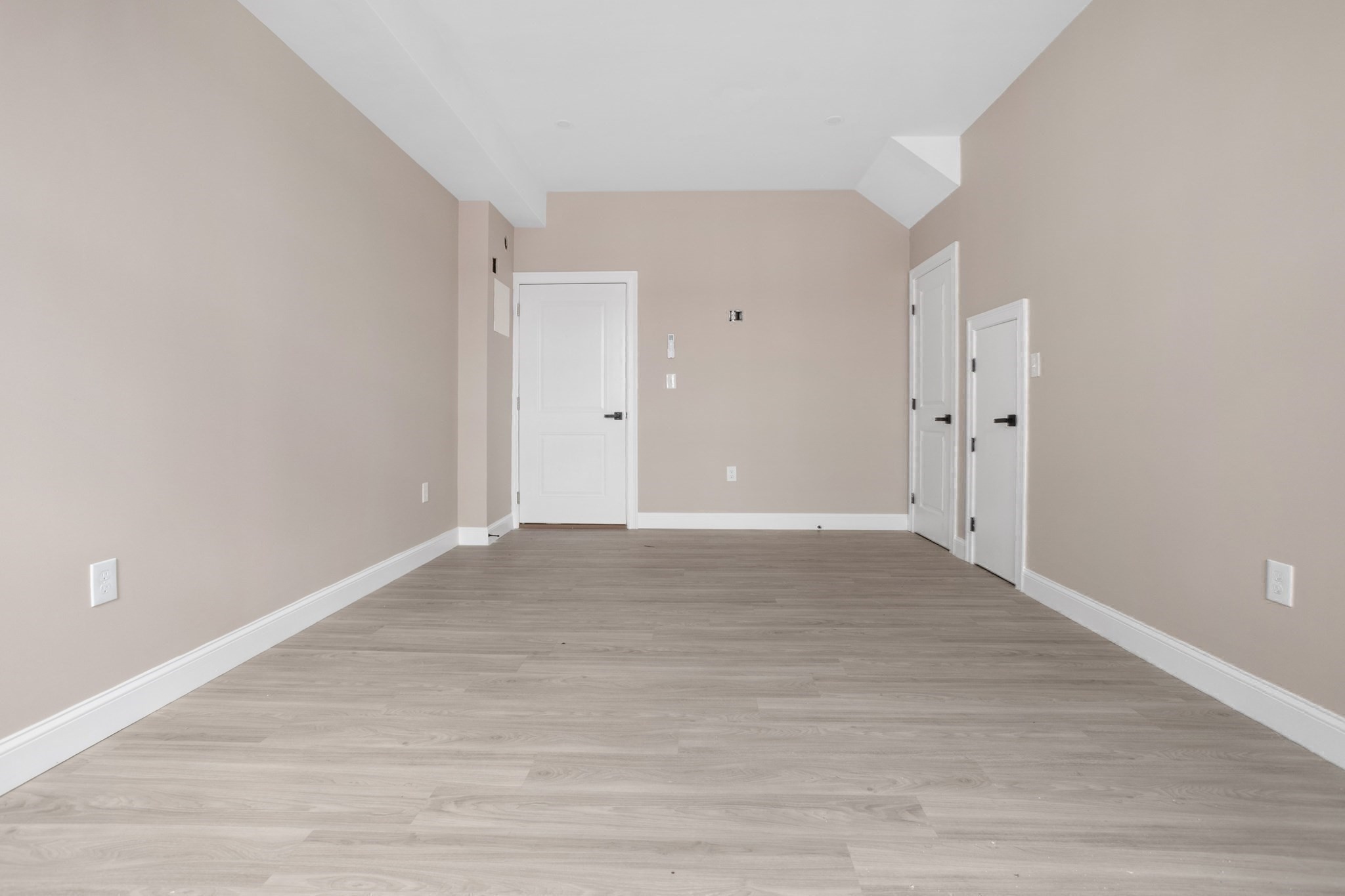 661 Washington Avenue # 1 Property Photo 30