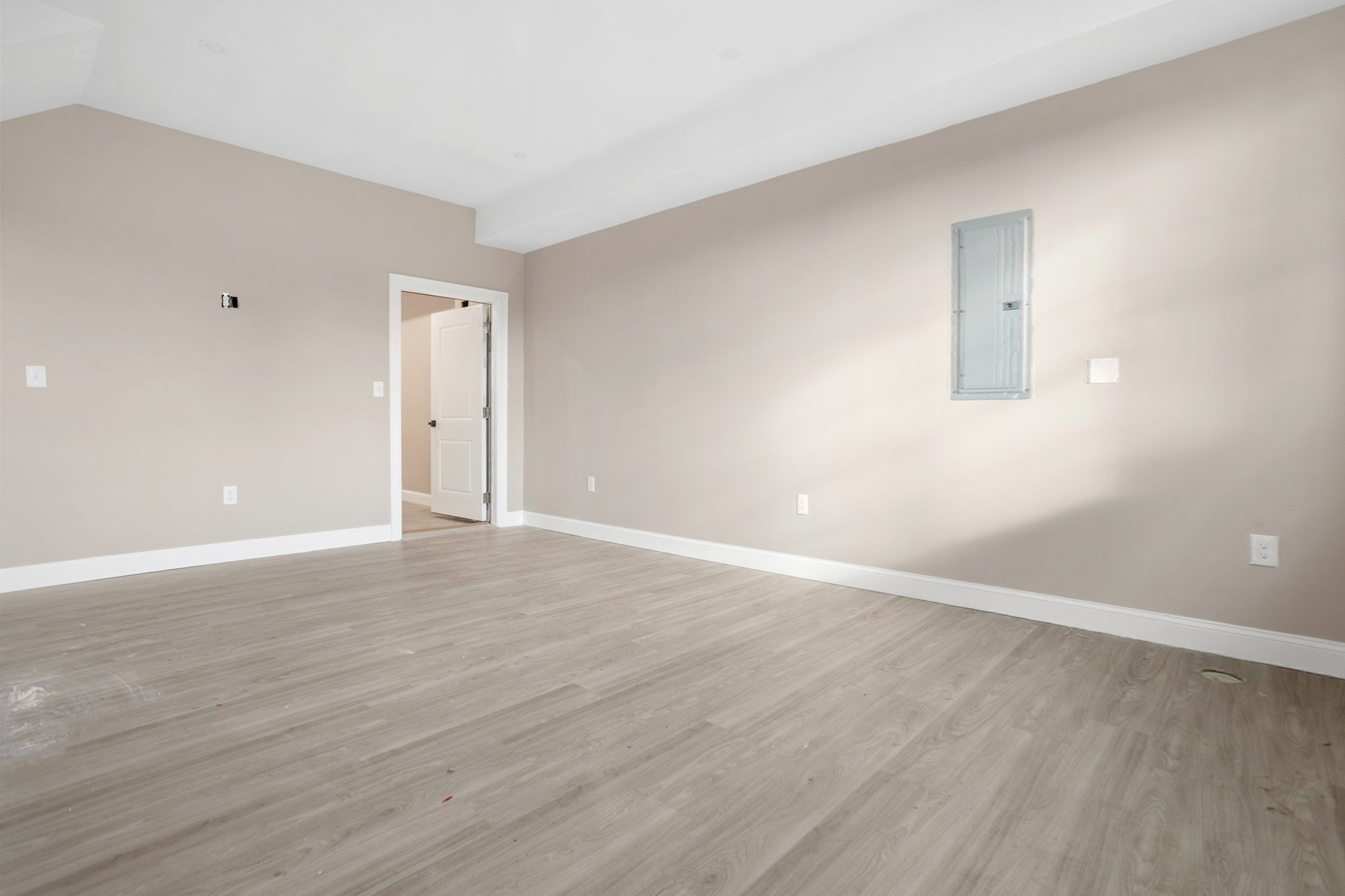 661 Washington Avenue # 1 Property Photo 31