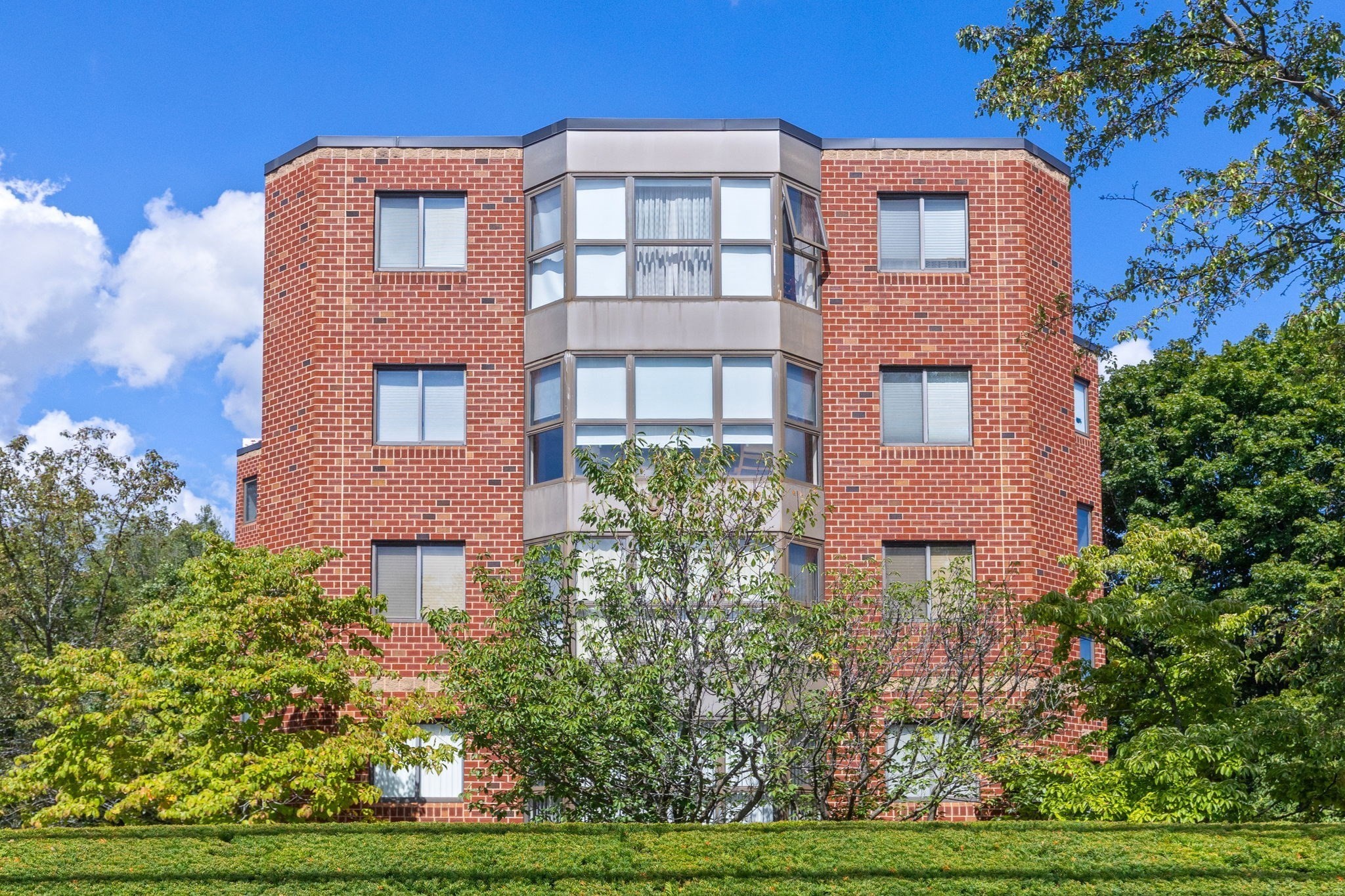 975 Massachusetts Avenue # 108 Property Photo 1