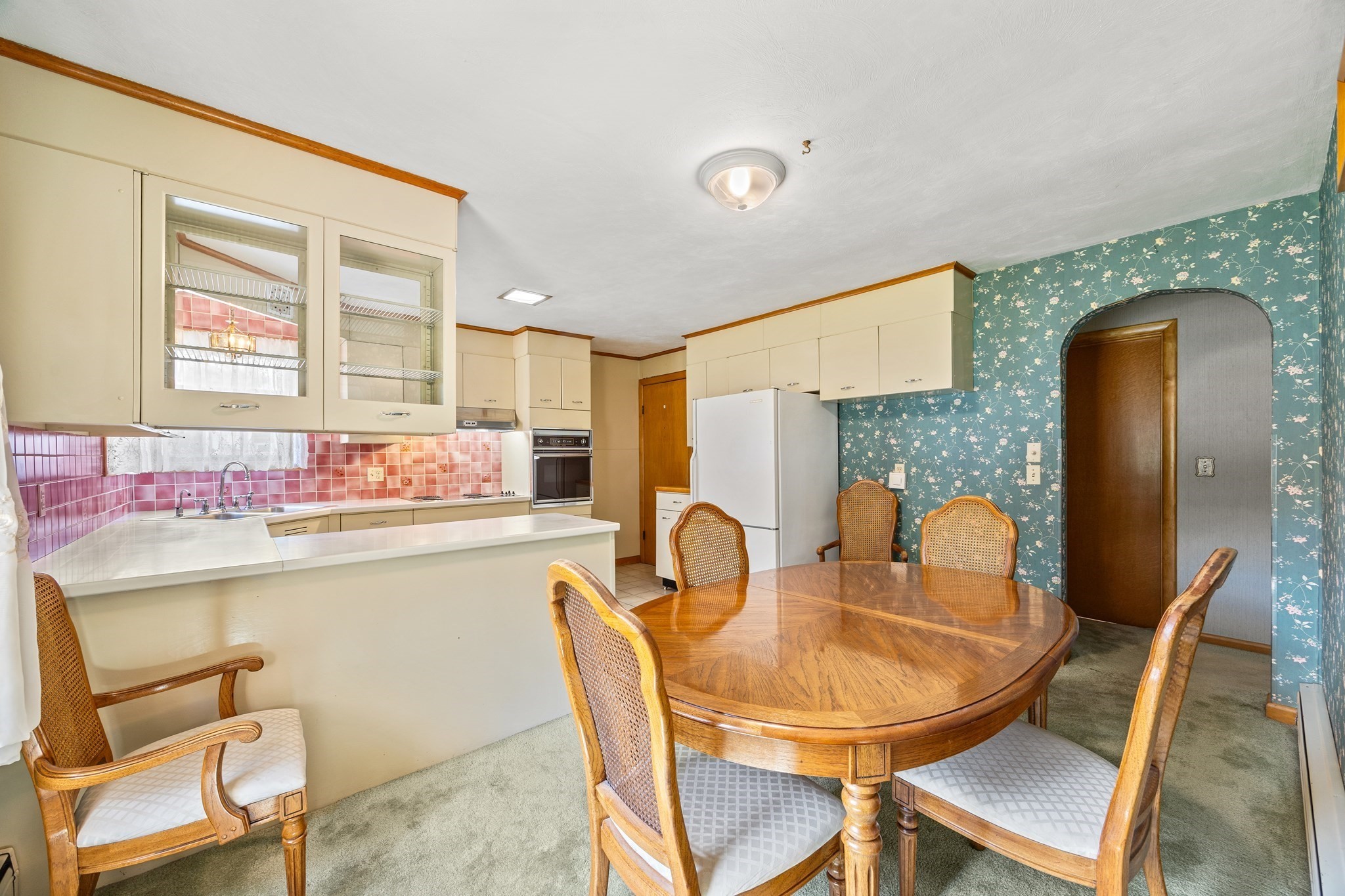 538 Newton Street Property Photo 14