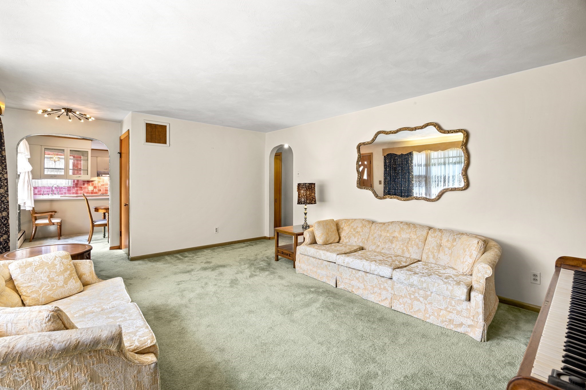 538 Newton Street Property Photo 18