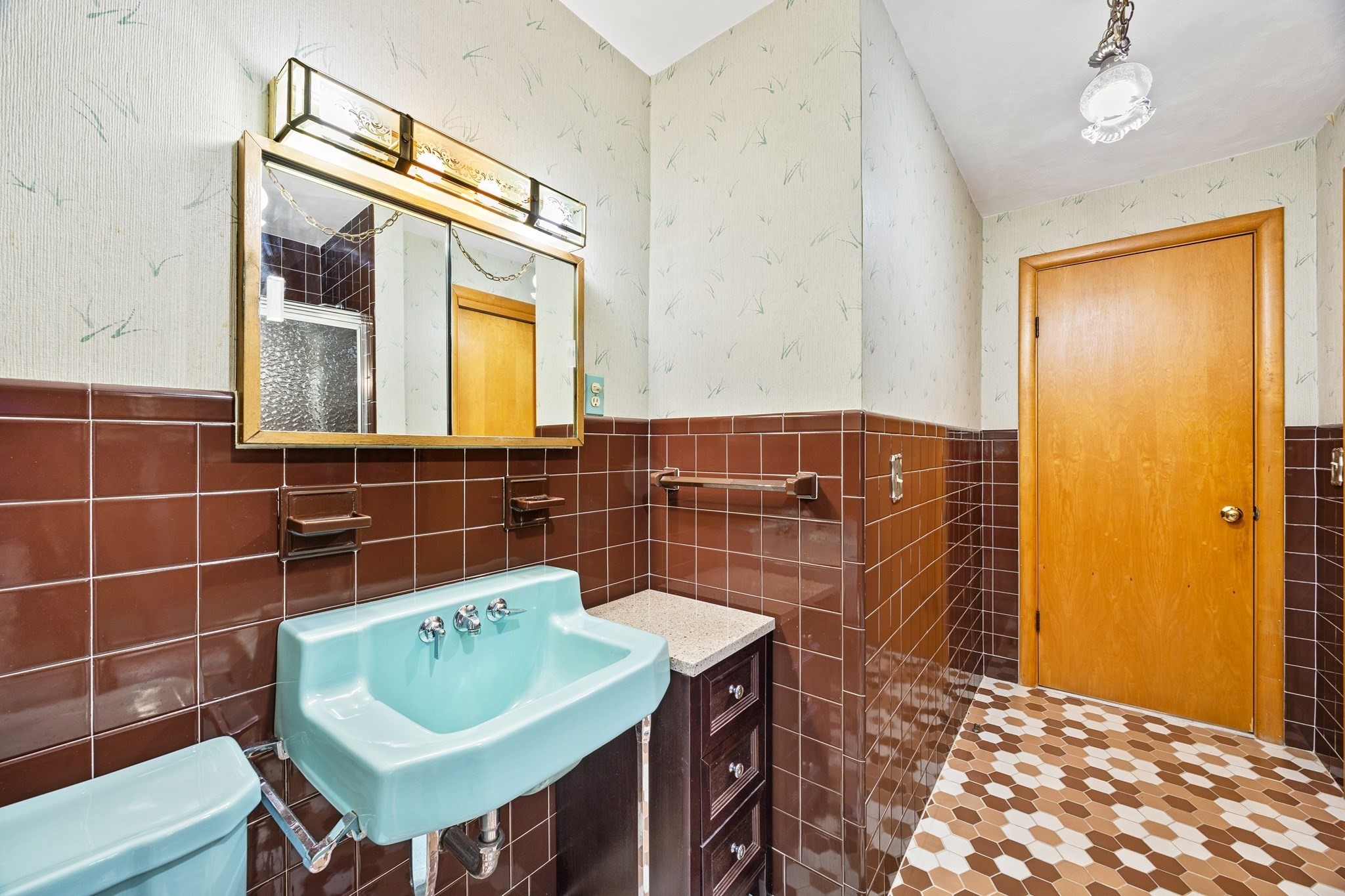 538 Newton Street Property Photo 25