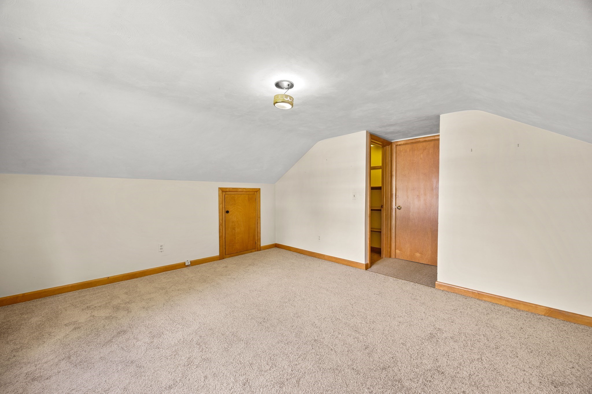 538 Newton Street Property Photo 33