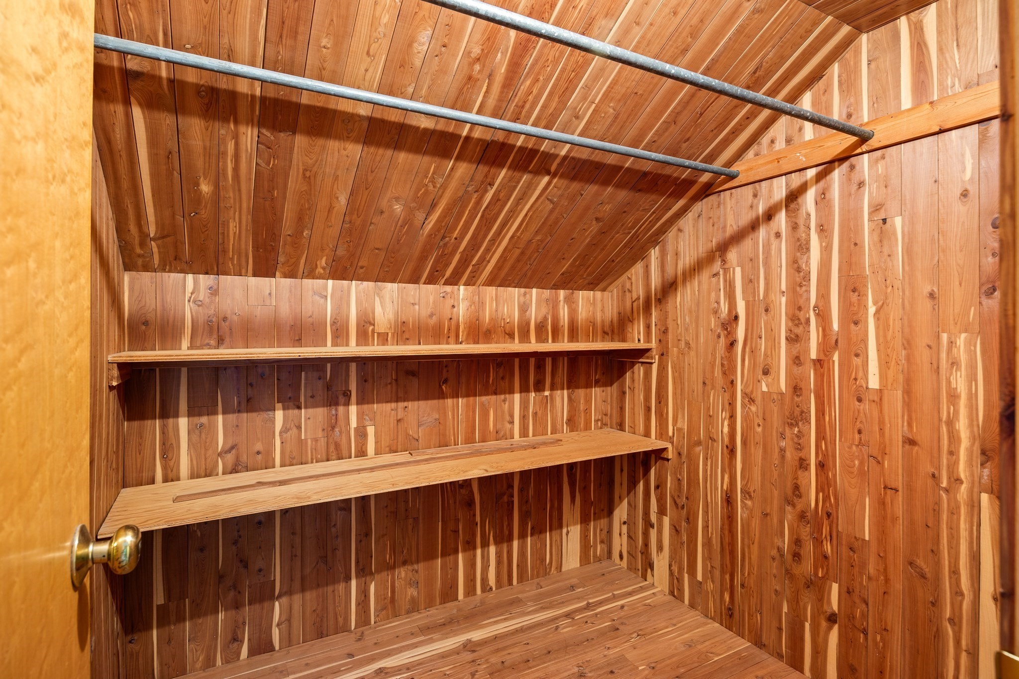 538 Newton Street Property Photo 37