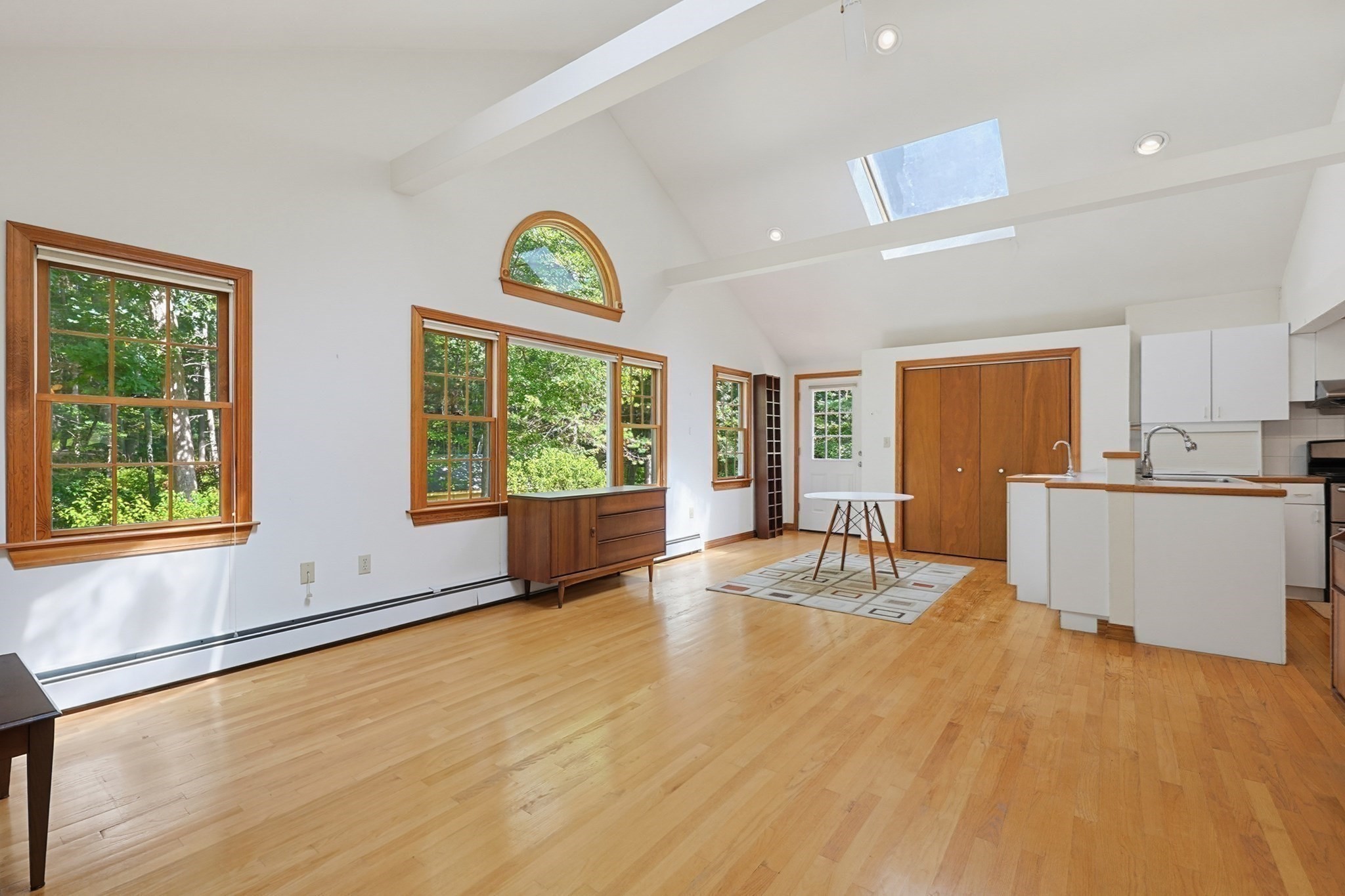 109 Davis Road Property Photo 9
