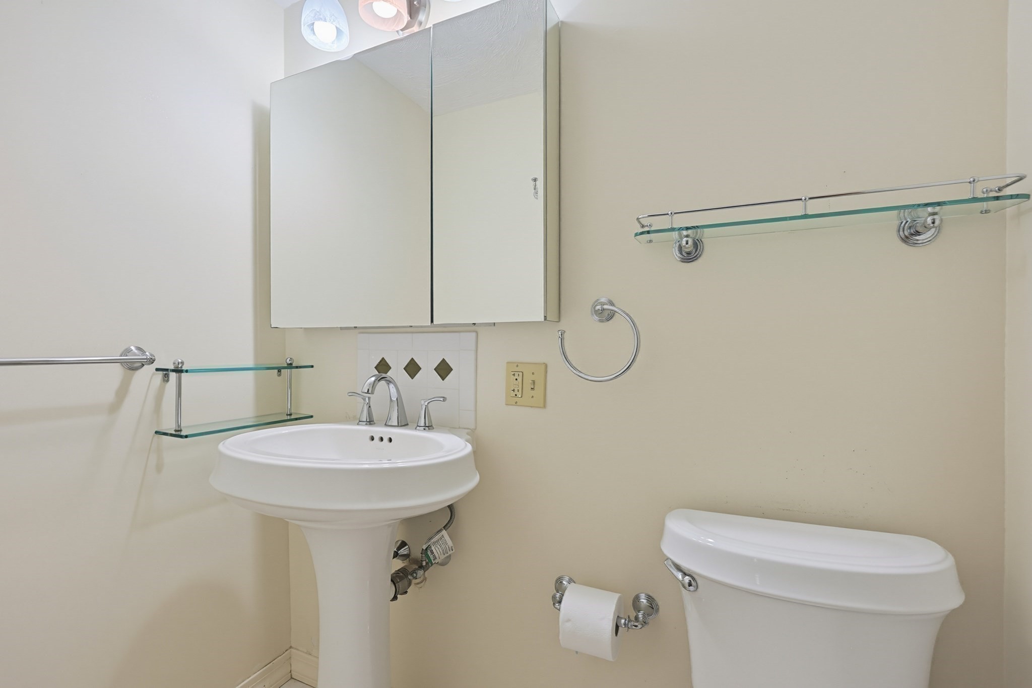 109 Davis Road Property Photo 21