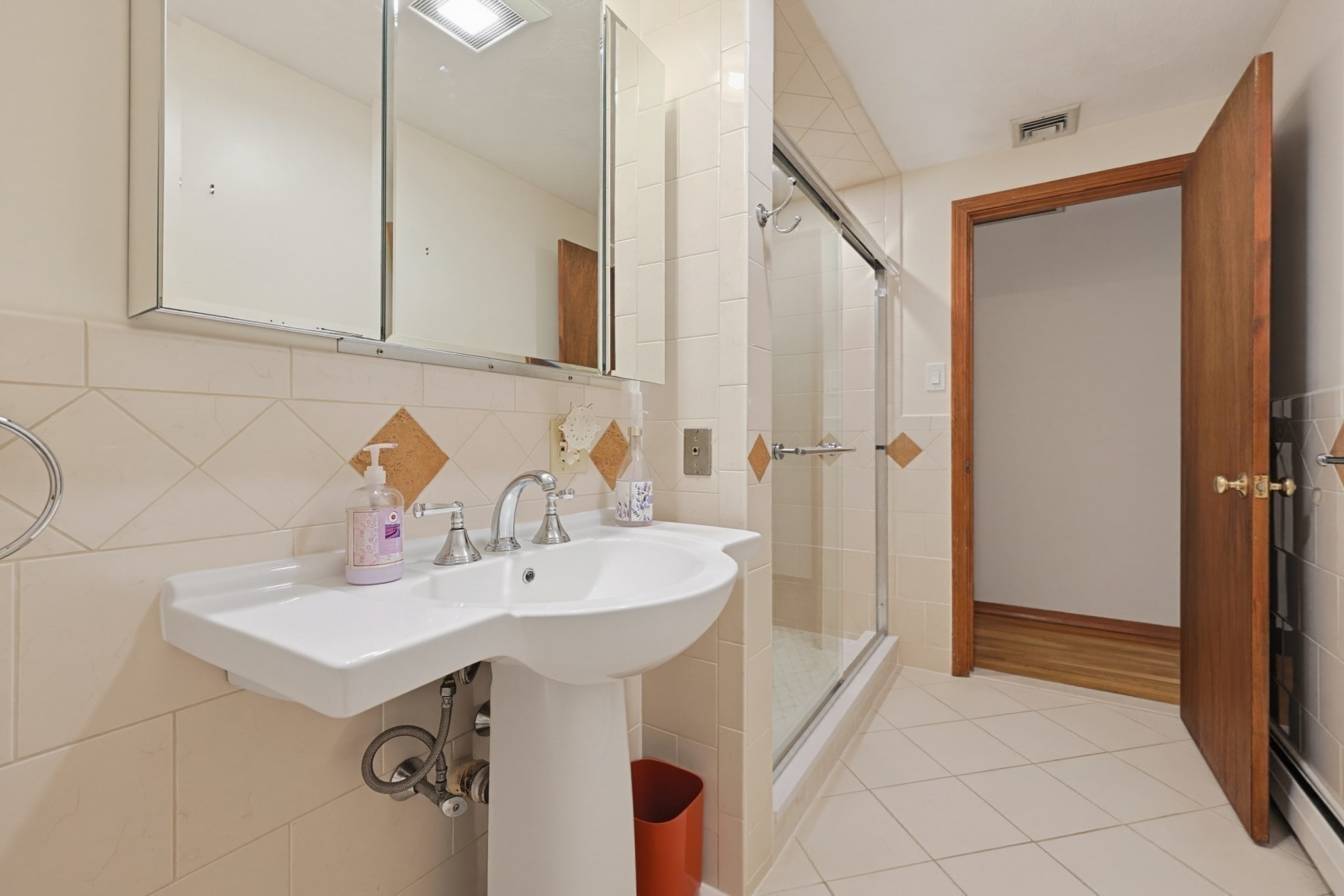 109 Davis Road Property Photo 26
