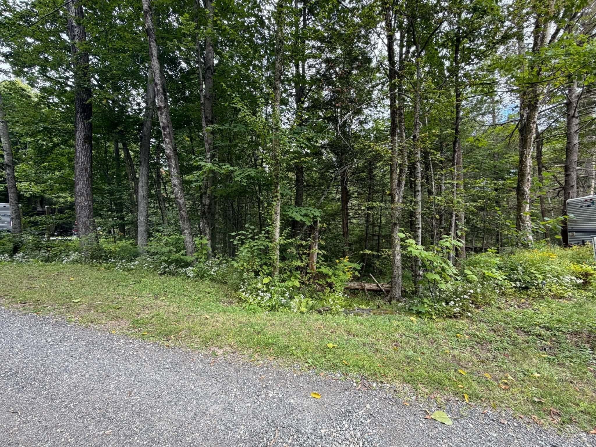 27 Navaho Ln Property Photo 8