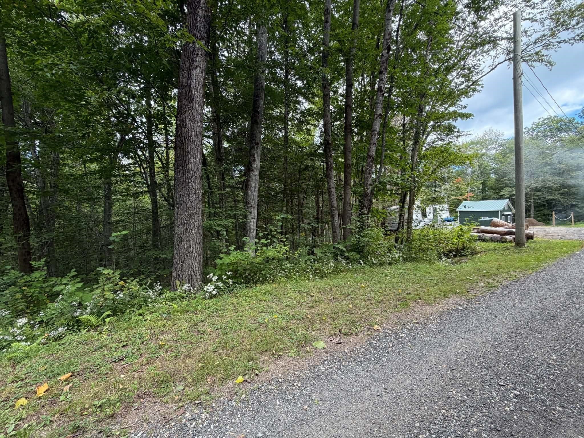 27 Navaho Ln Property Photo 10