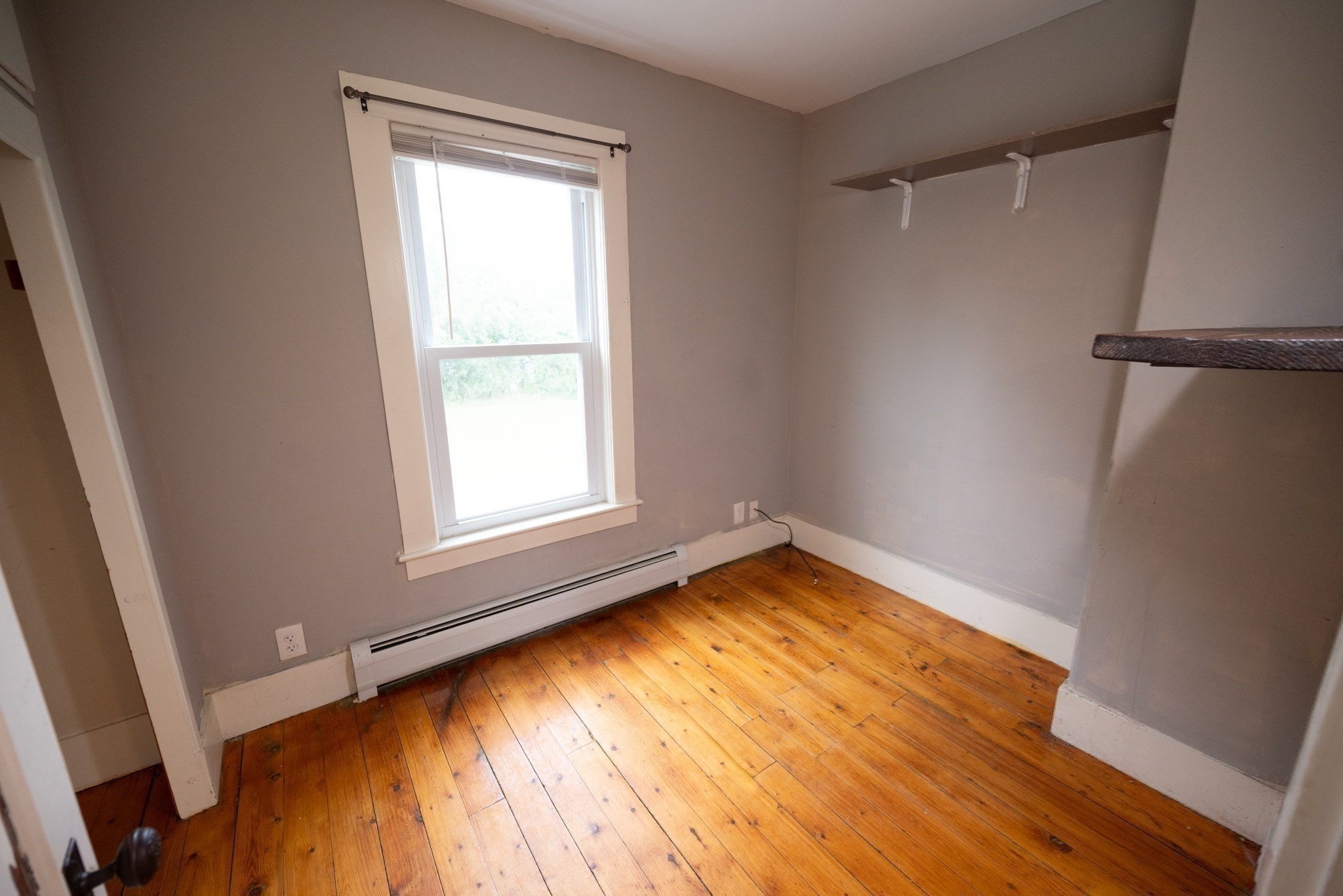 119 Everett Ave Property Photo 13