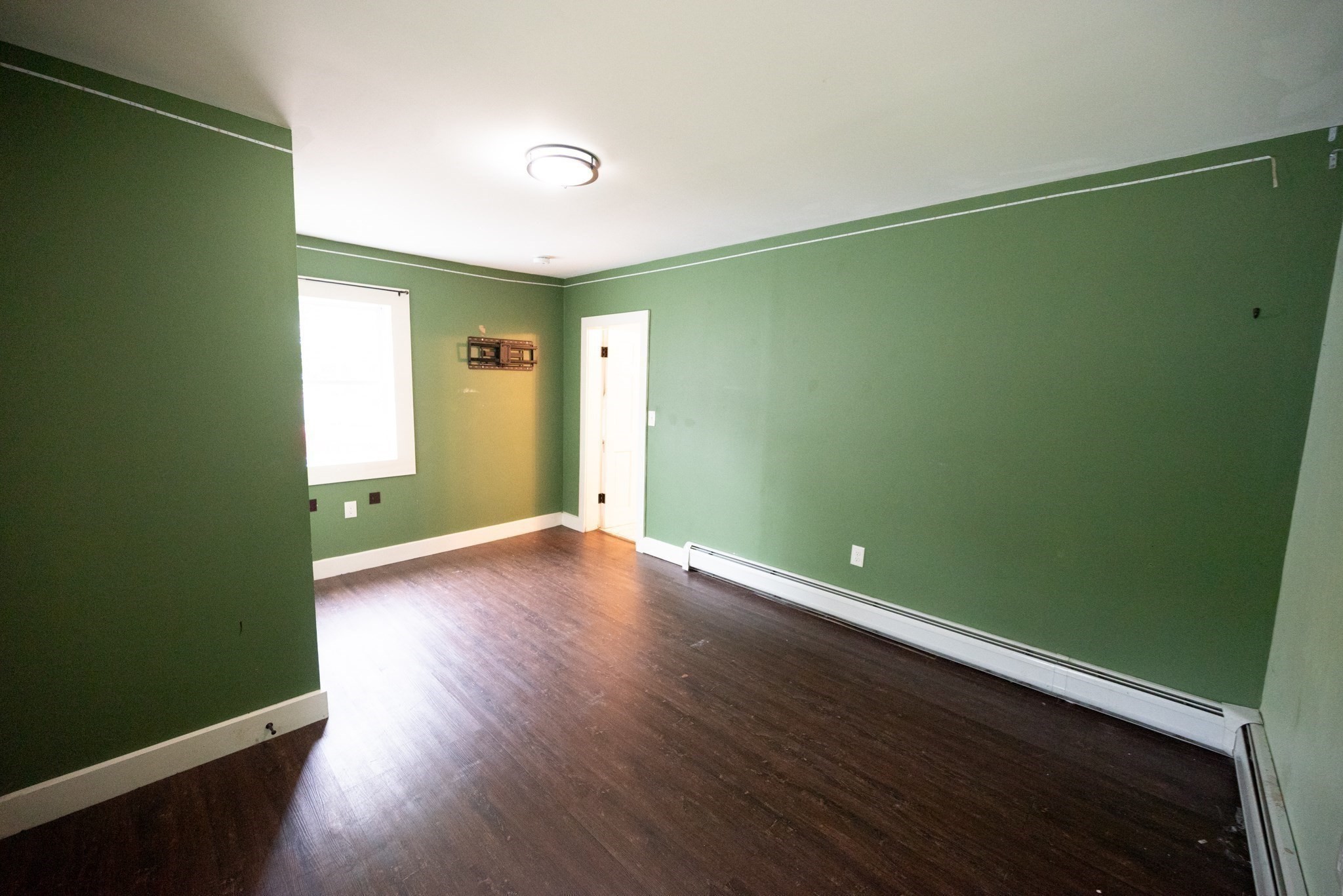 119 Everett Ave Property Photo 16