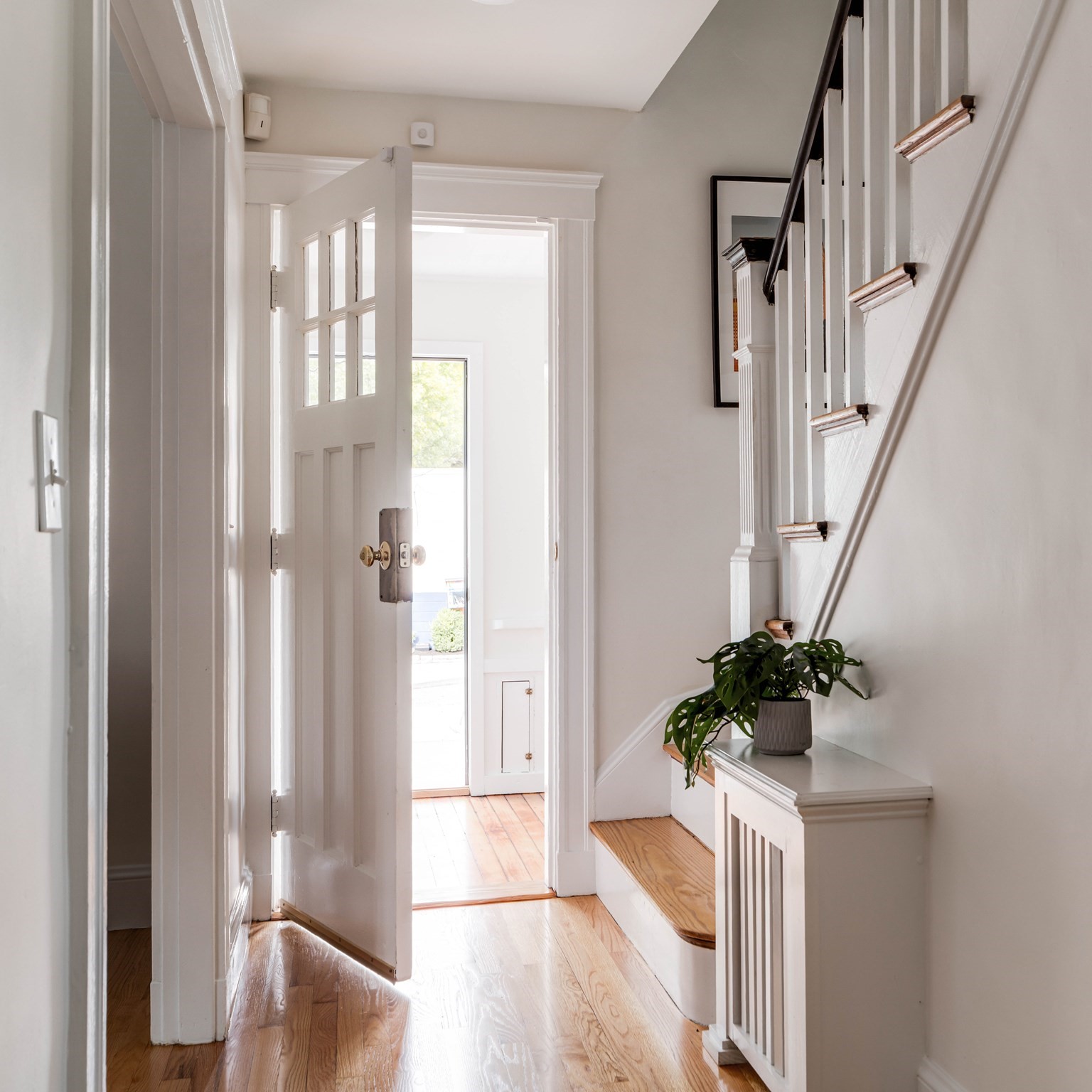 170 Garden Street Property Photo 2