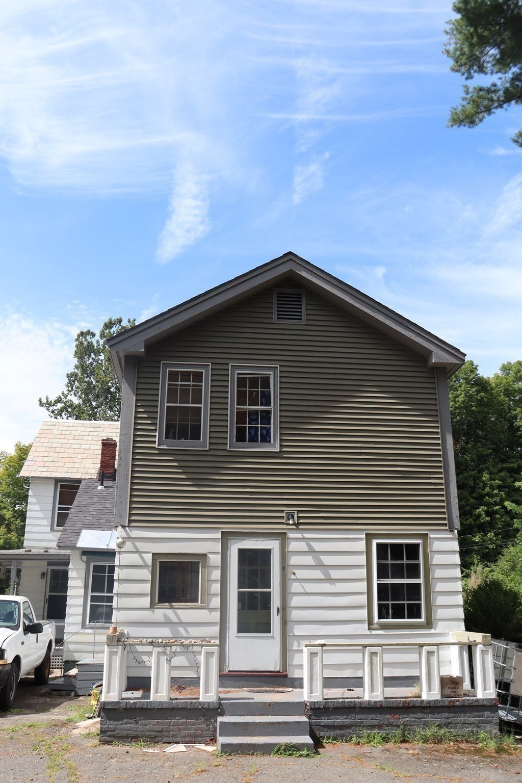 551 Turners Falls Rd Property Photo 3