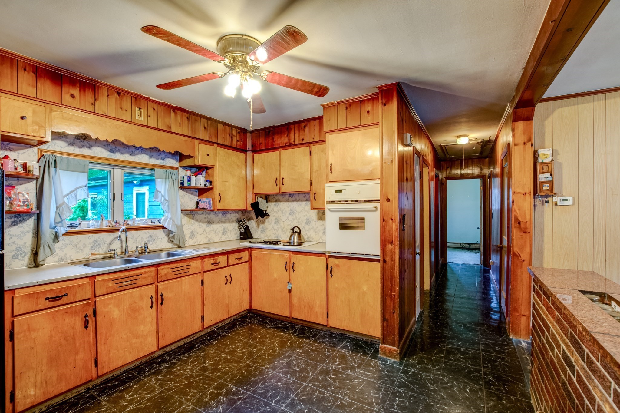 56 John St Property Photo 6