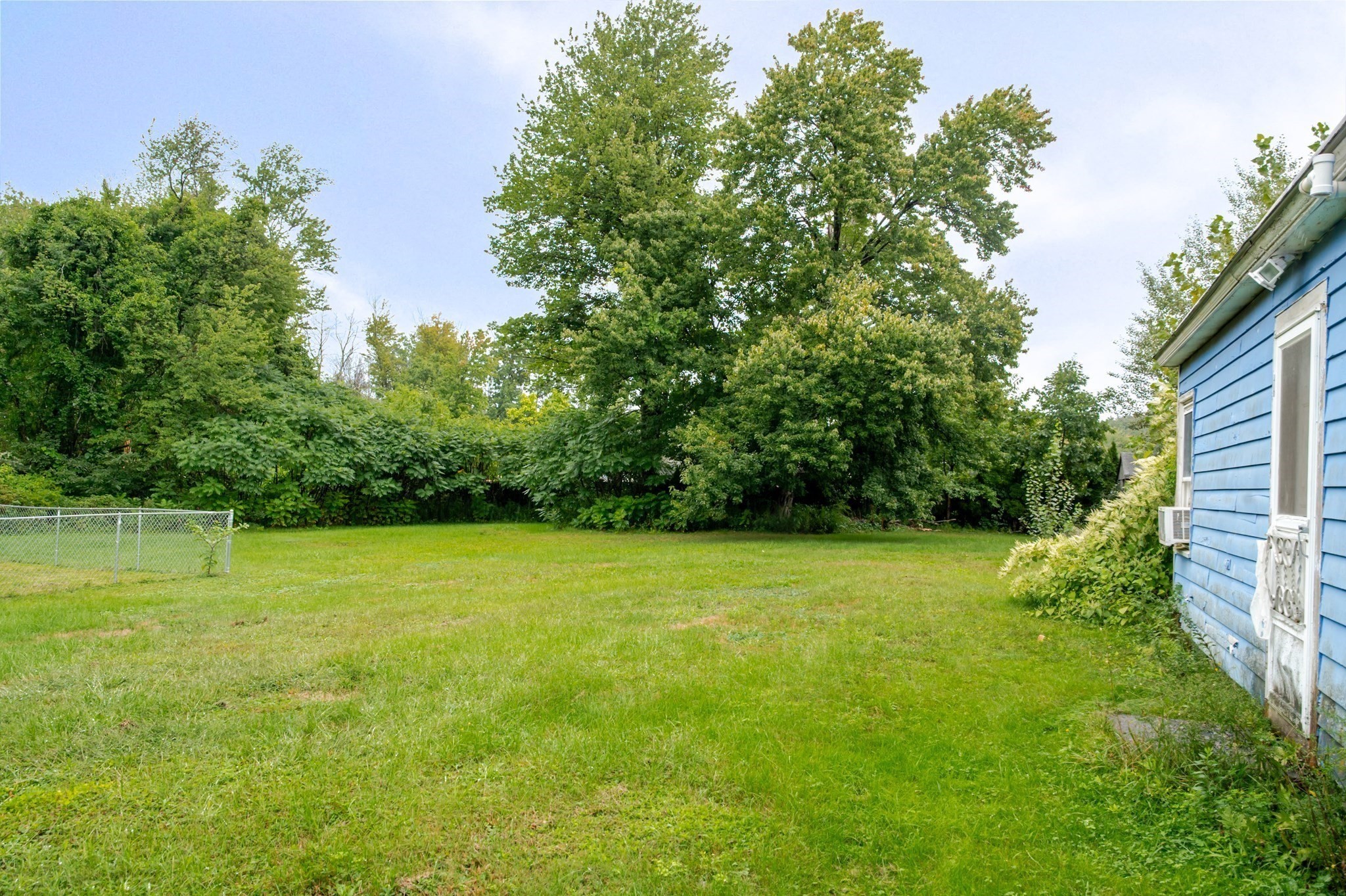 56 John St Property Photo 28