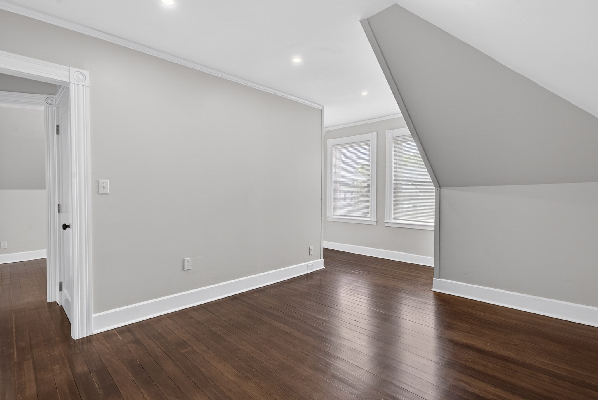 21 Dunlap St # 3 Property Photo 12