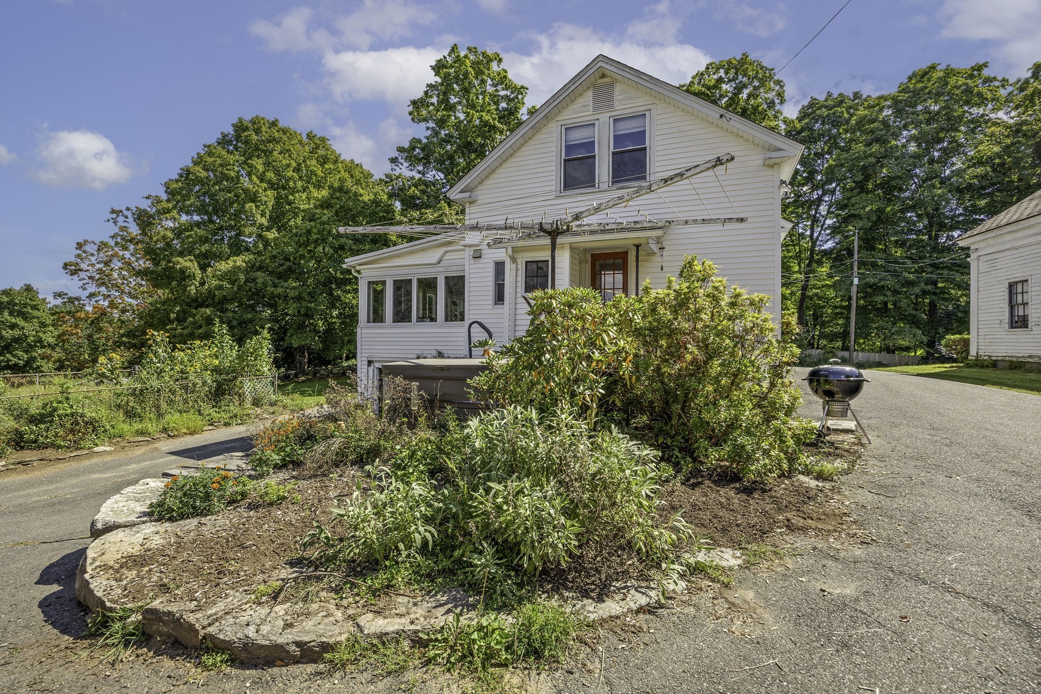 37 Cottage Street Property Photo 6