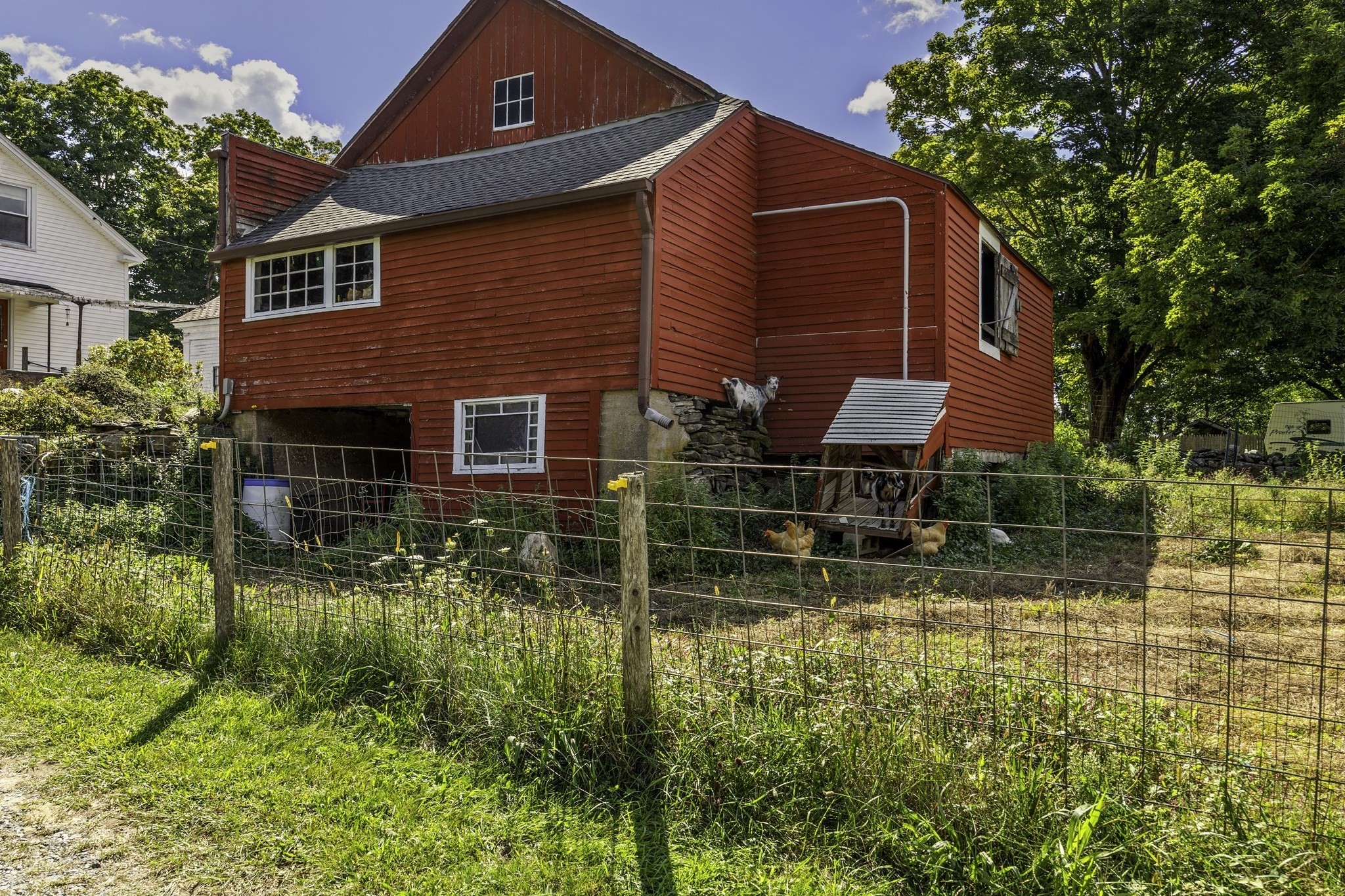 37 Cottage Street Property Photo 8