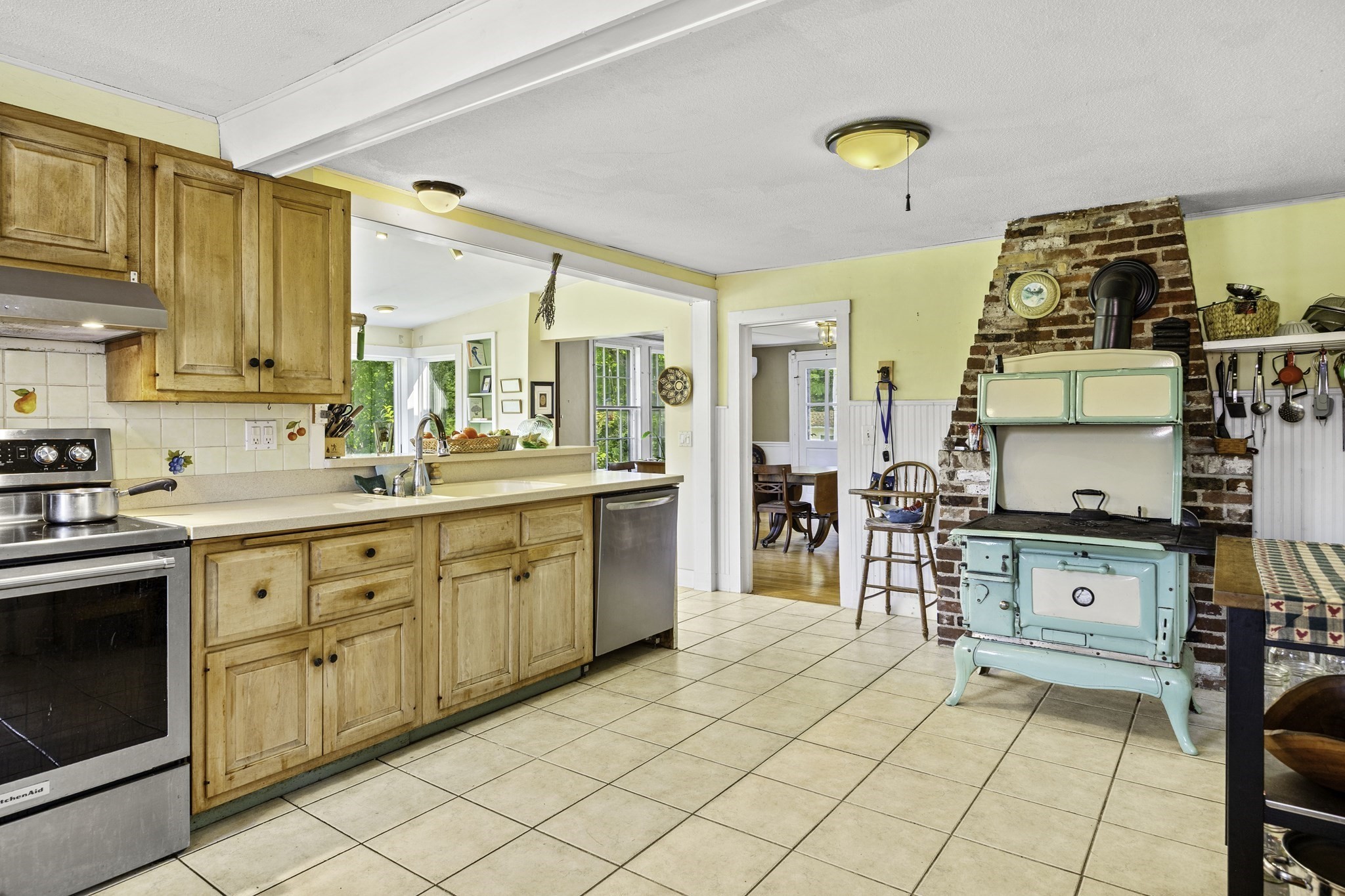 37 Cottage Street Property Photo 29