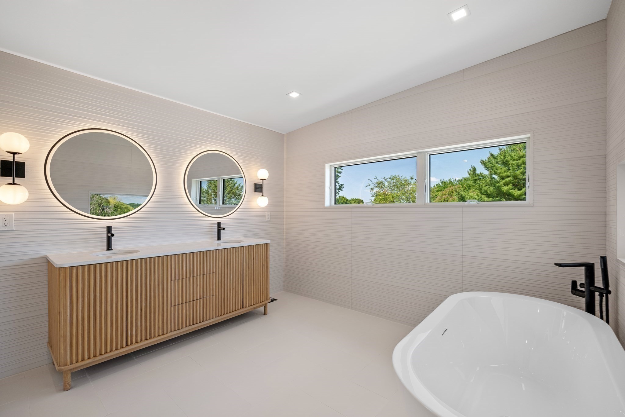 12 Johns Road Property Photo 19