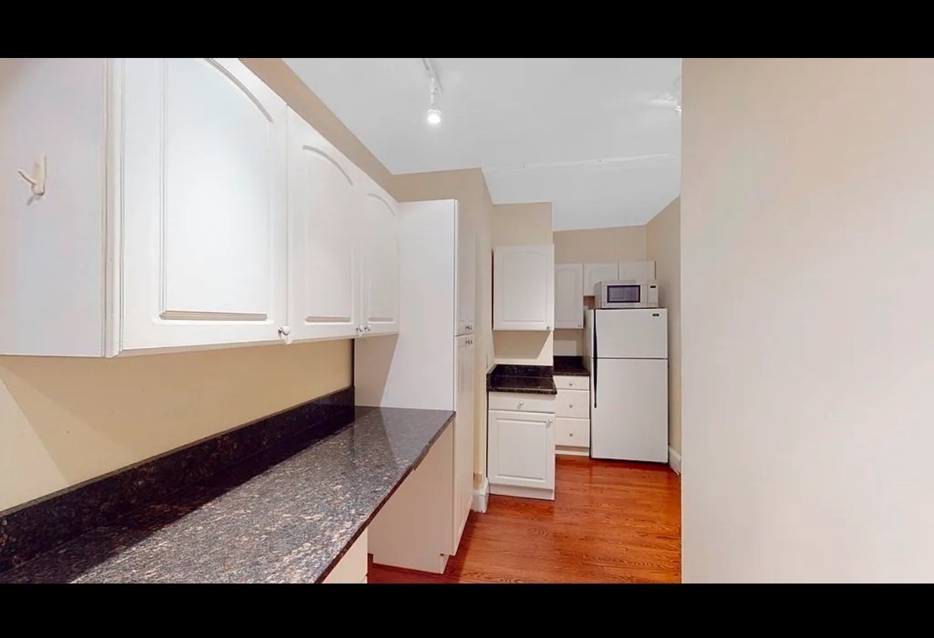 66 Queensberry St # 119 Property Photo 4