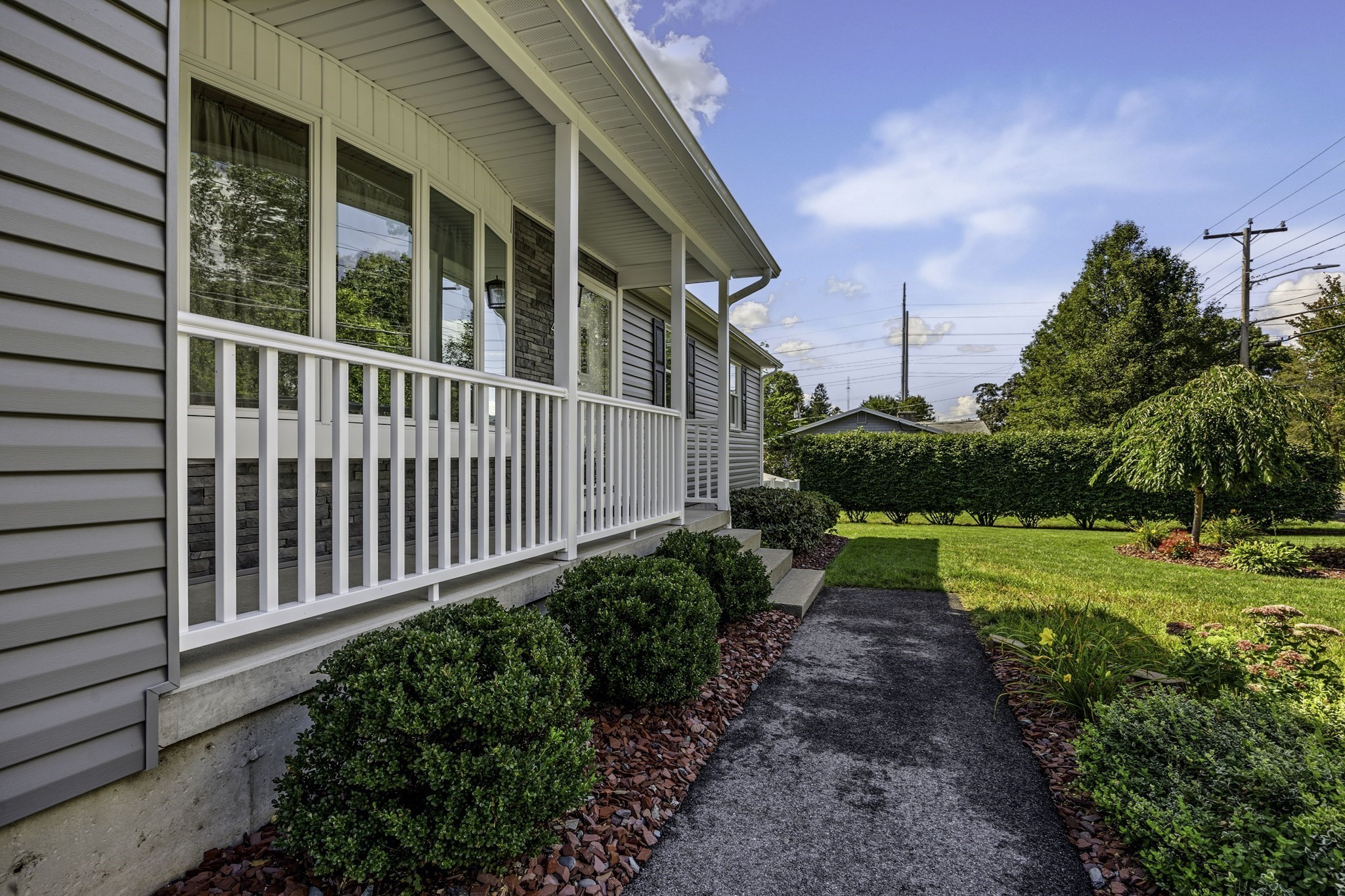 488 Sheridan Street Property Photo 5