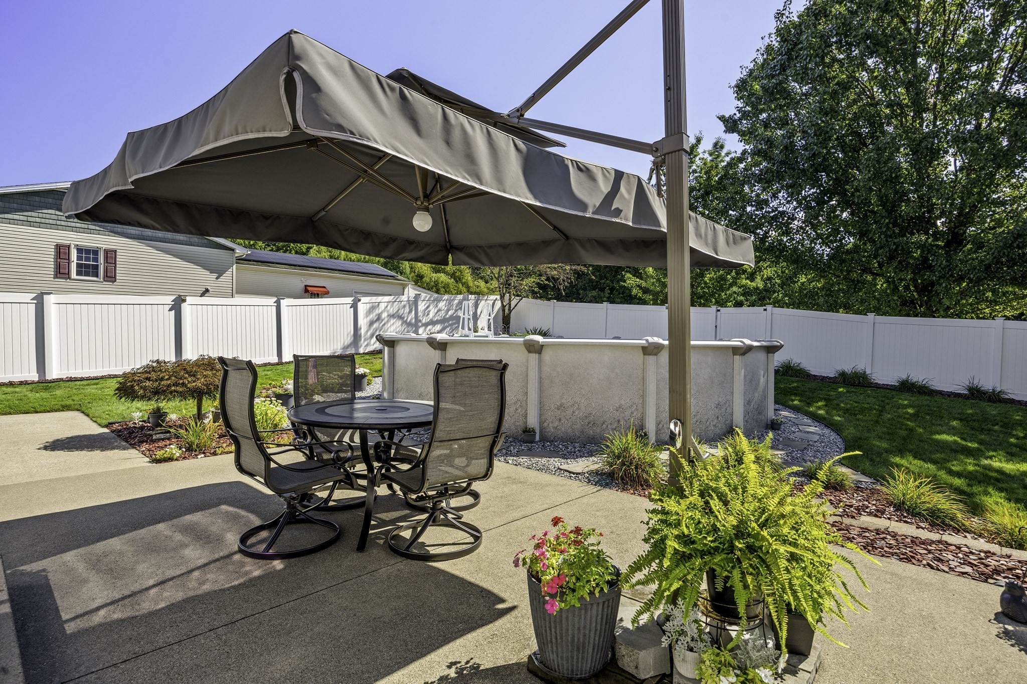 488 Sheridan Street Property Photo 12