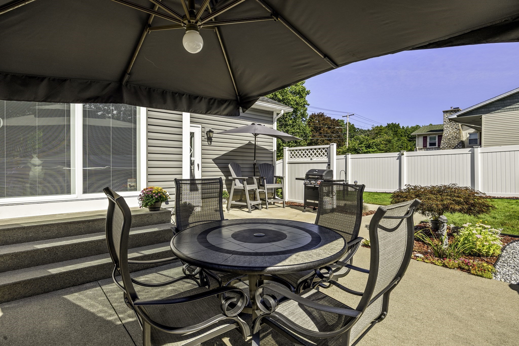 488 Sheridan Street Property Photo 16