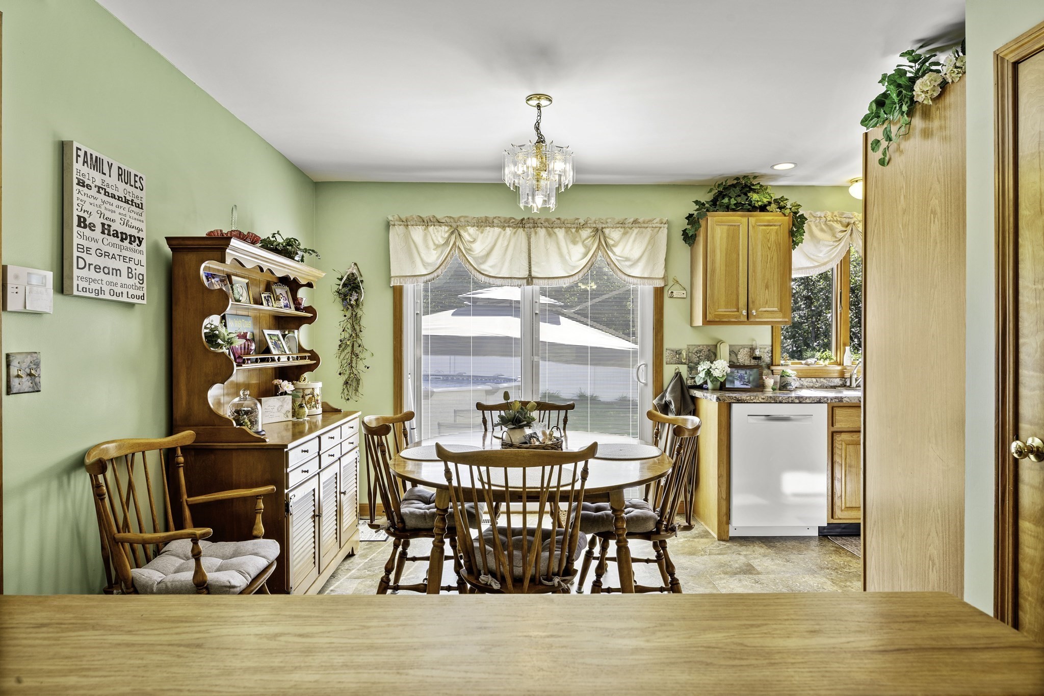 488 Sheridan Street Property Photo 24