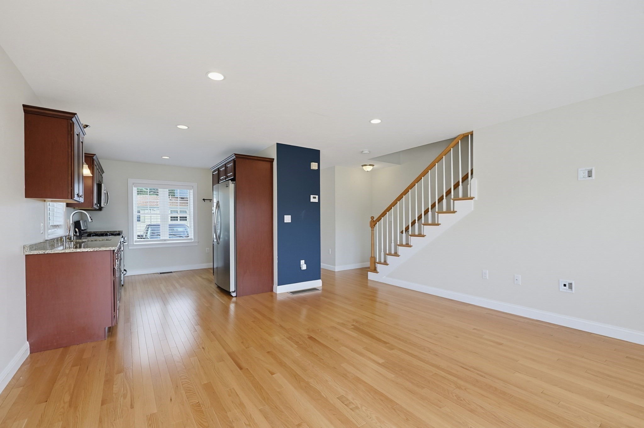 1449 Main St # 4 Property Photo 15