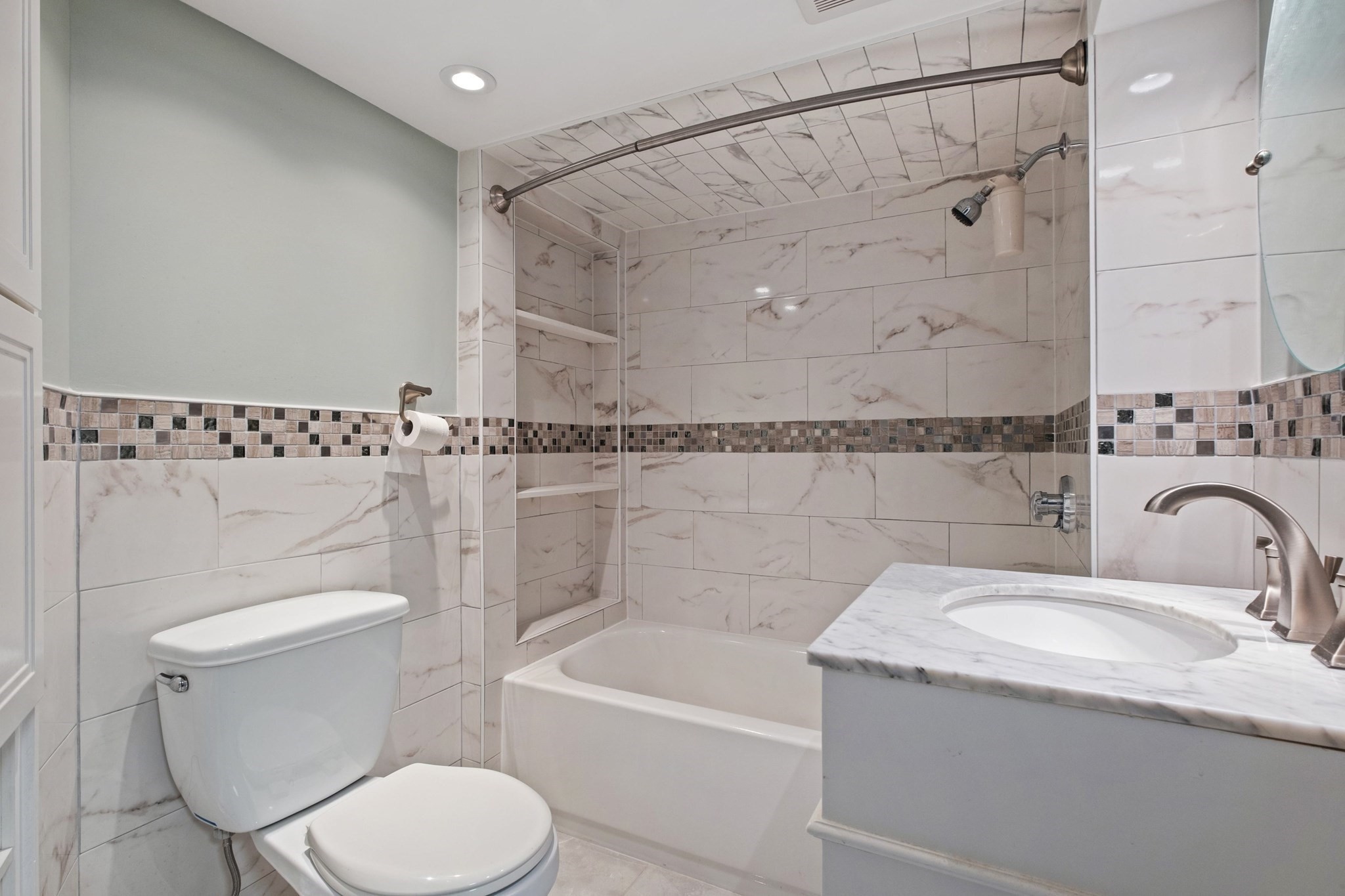 289 Milton St Property Photo 29